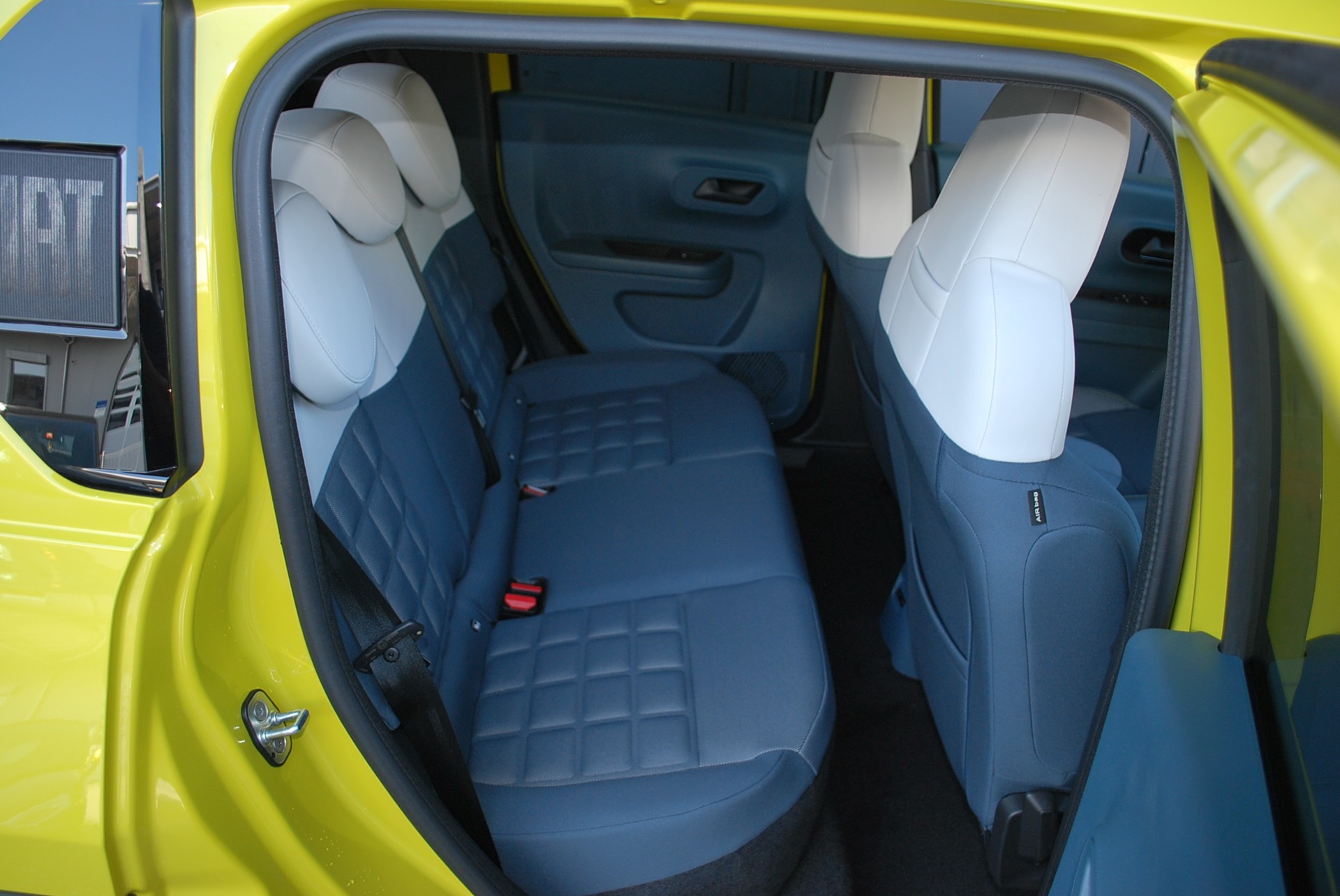 FIAT Grande Panda Elektro La Prima-image-10