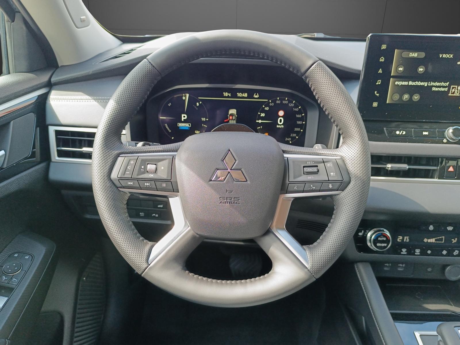 MITSUBISHI Outlander 2.4 PHEV Intense 4x4-image-10