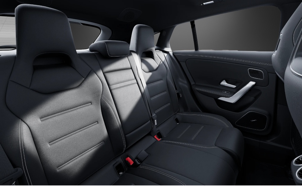 MERCEDES-BENZ CLA Shooting Brake 250 4Matic 8G-DCT-image-6