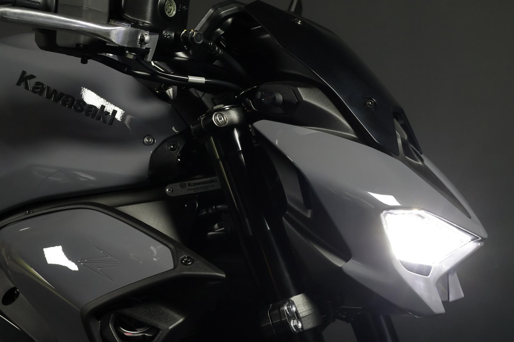 KAWASAKI Z900 (91/70/35 KW) *Darknardo* Level 3-showroom-element-3