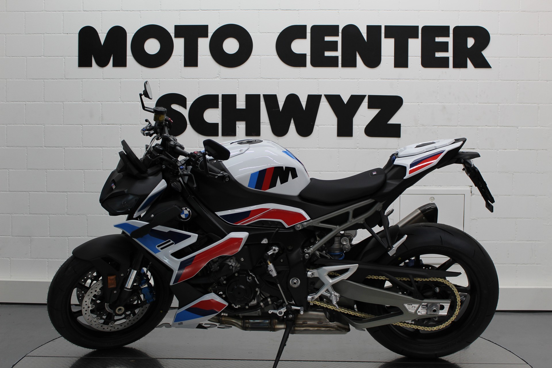 BMW M 1000 R-image-4
