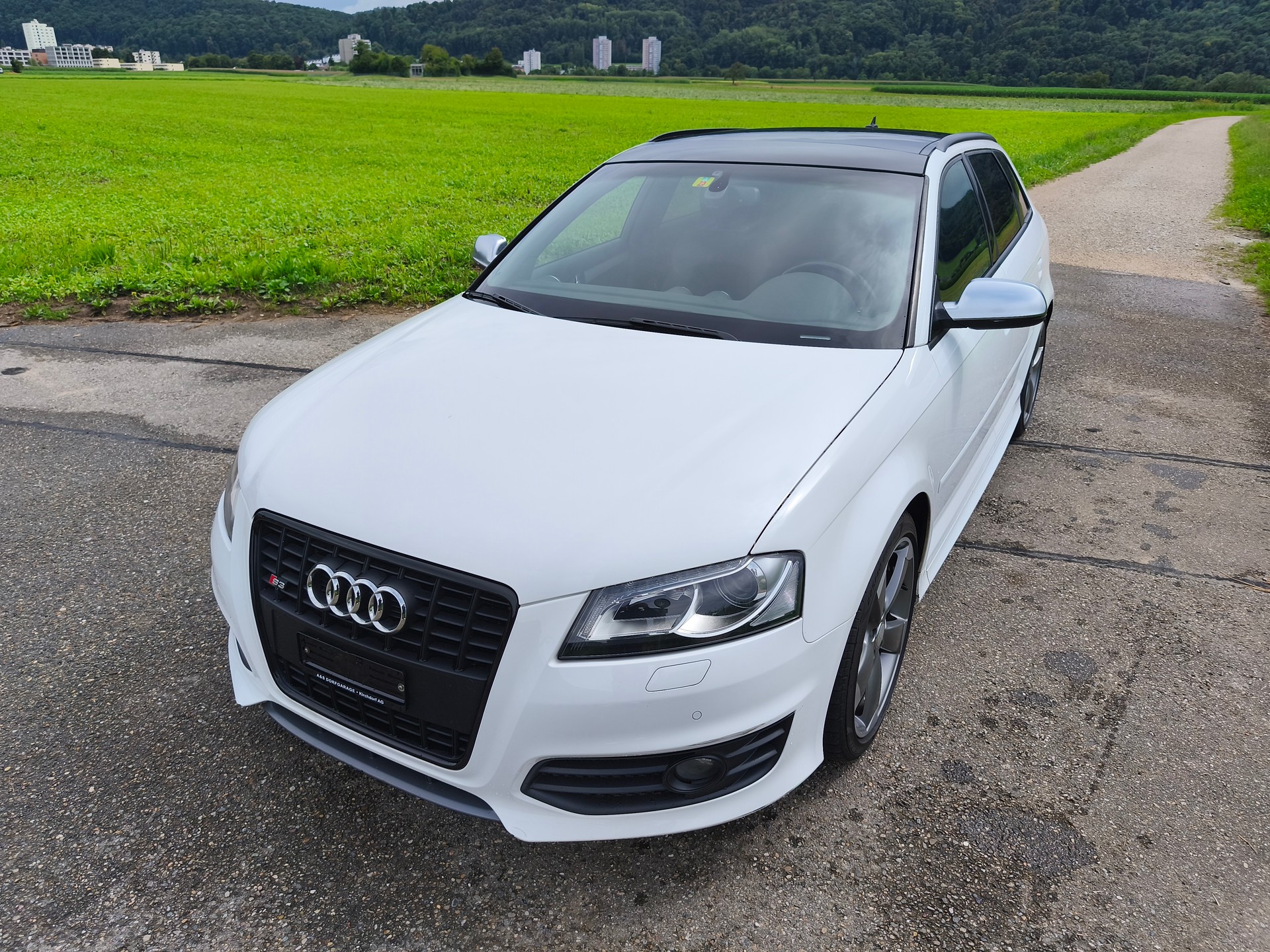 AUDI S3 Sportback 2.0 TFSI quattro S-tronic-image-0