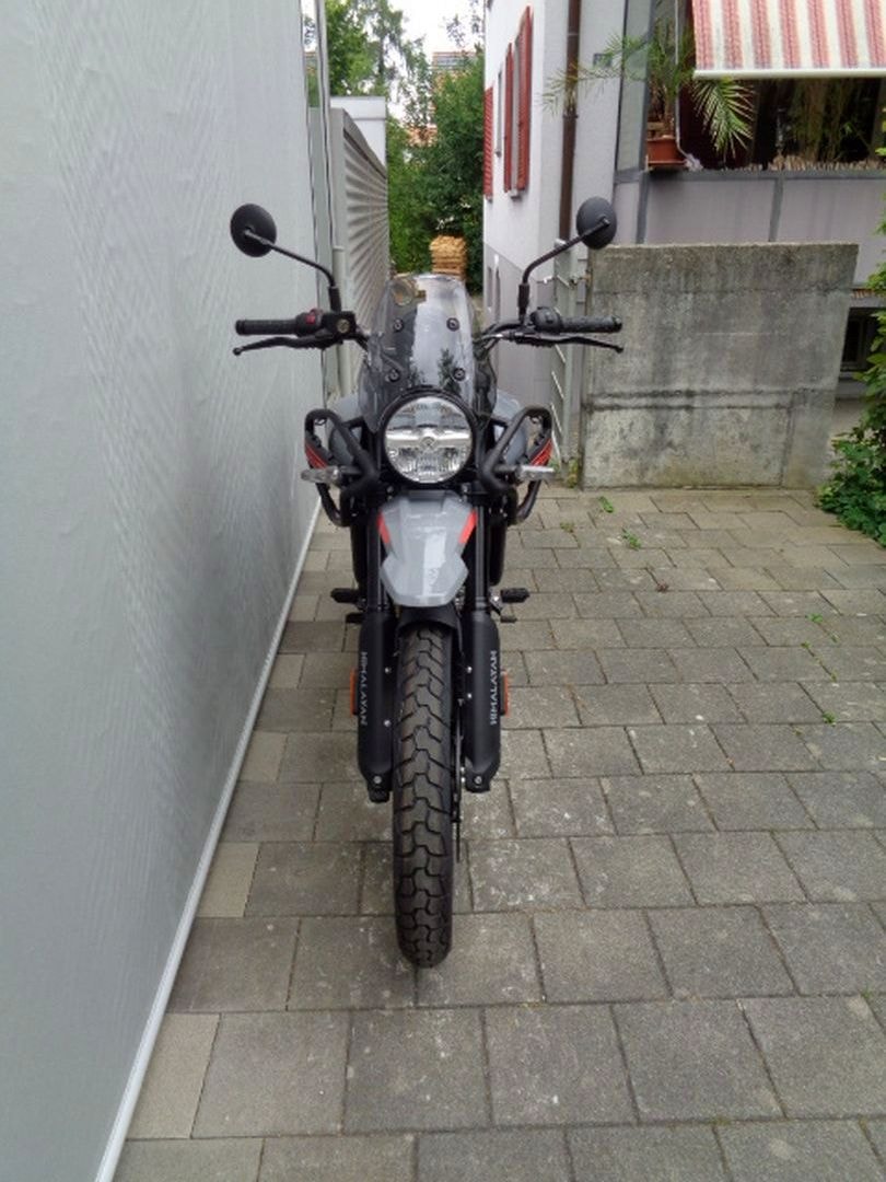 ROYAL ENFIELD HIMALAYAN 452-showroom-element-2