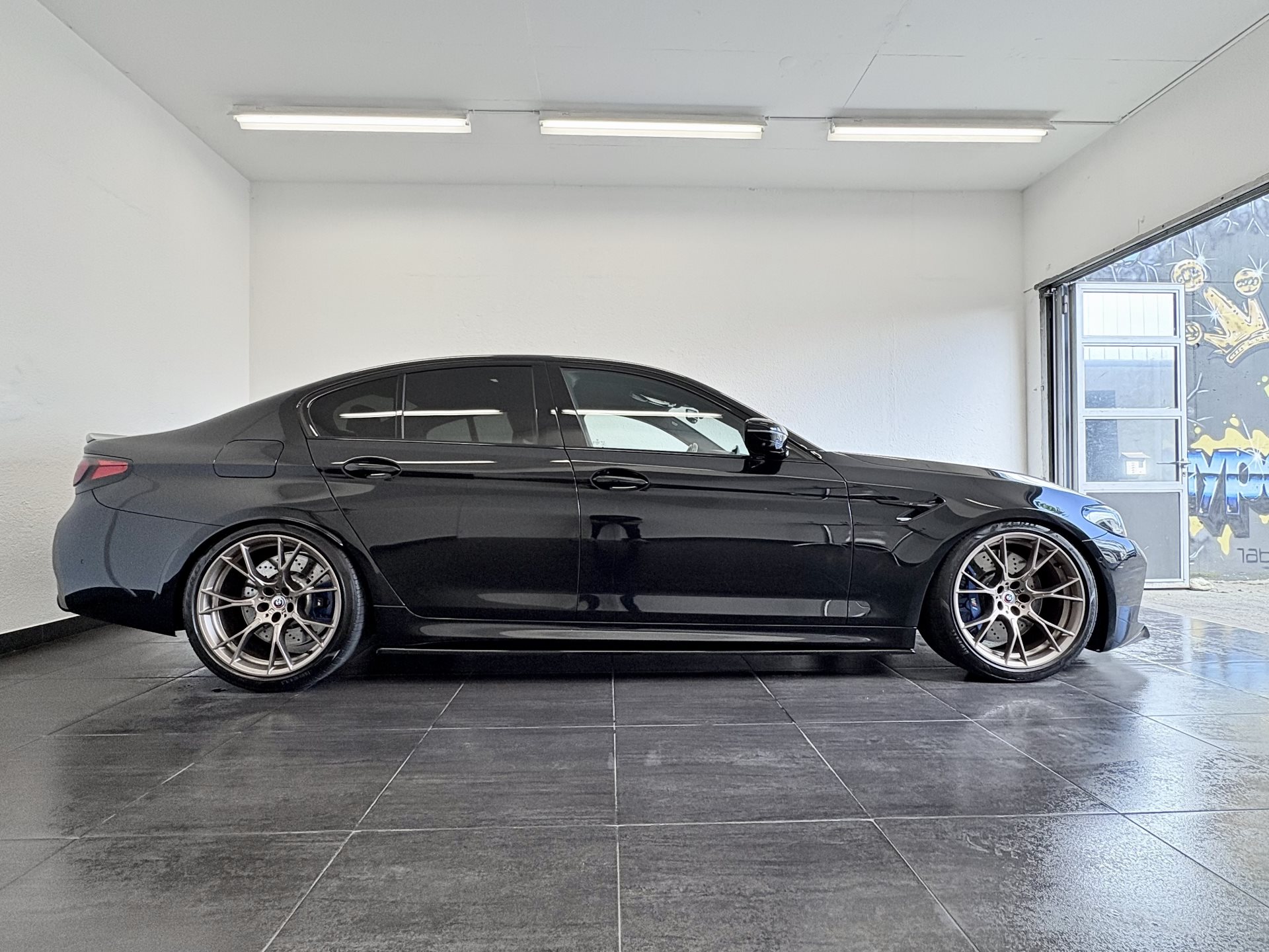 BMW M5 Lim. Competition-image-3