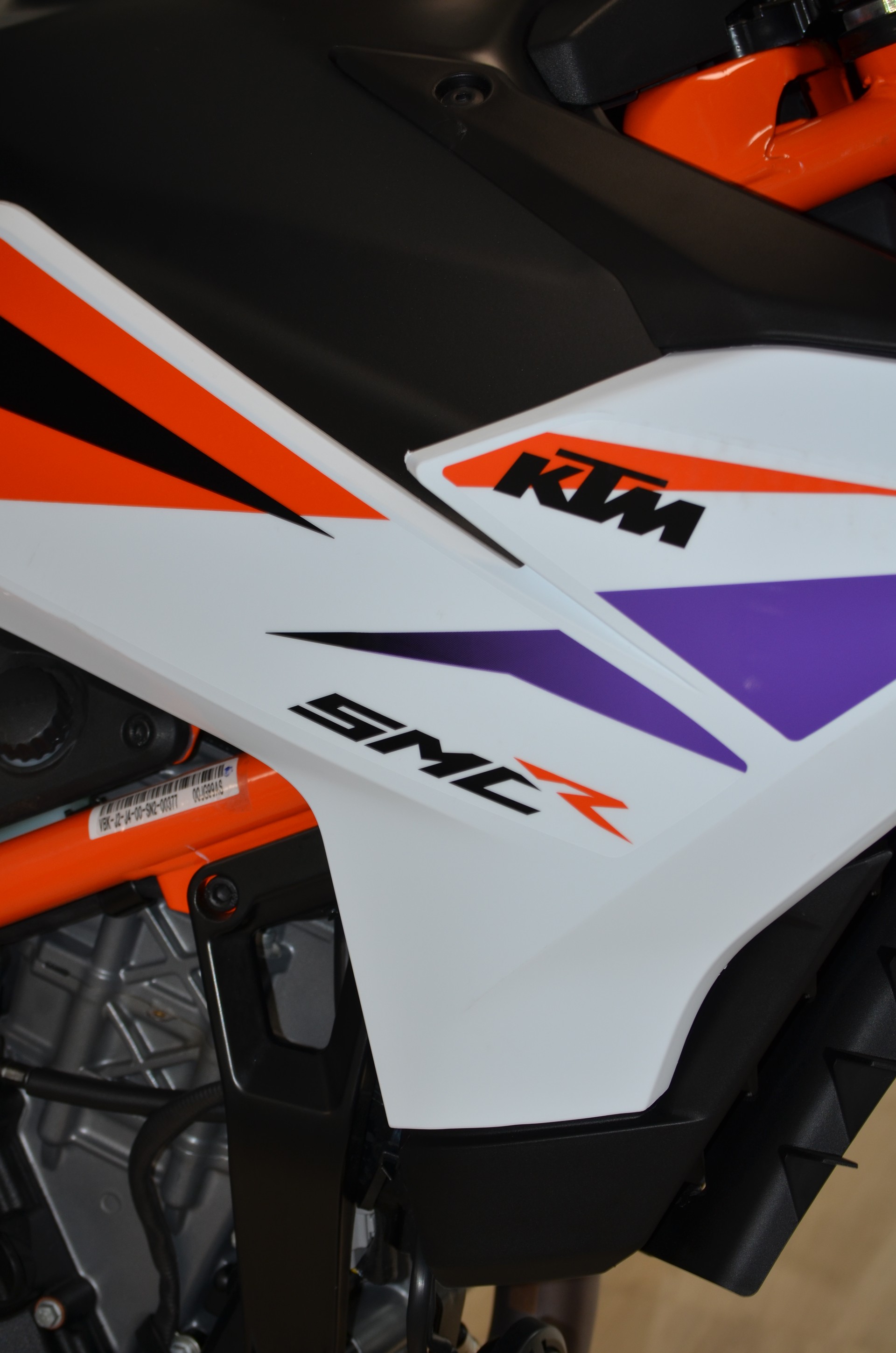 KTM 390 SMC-R-image-8