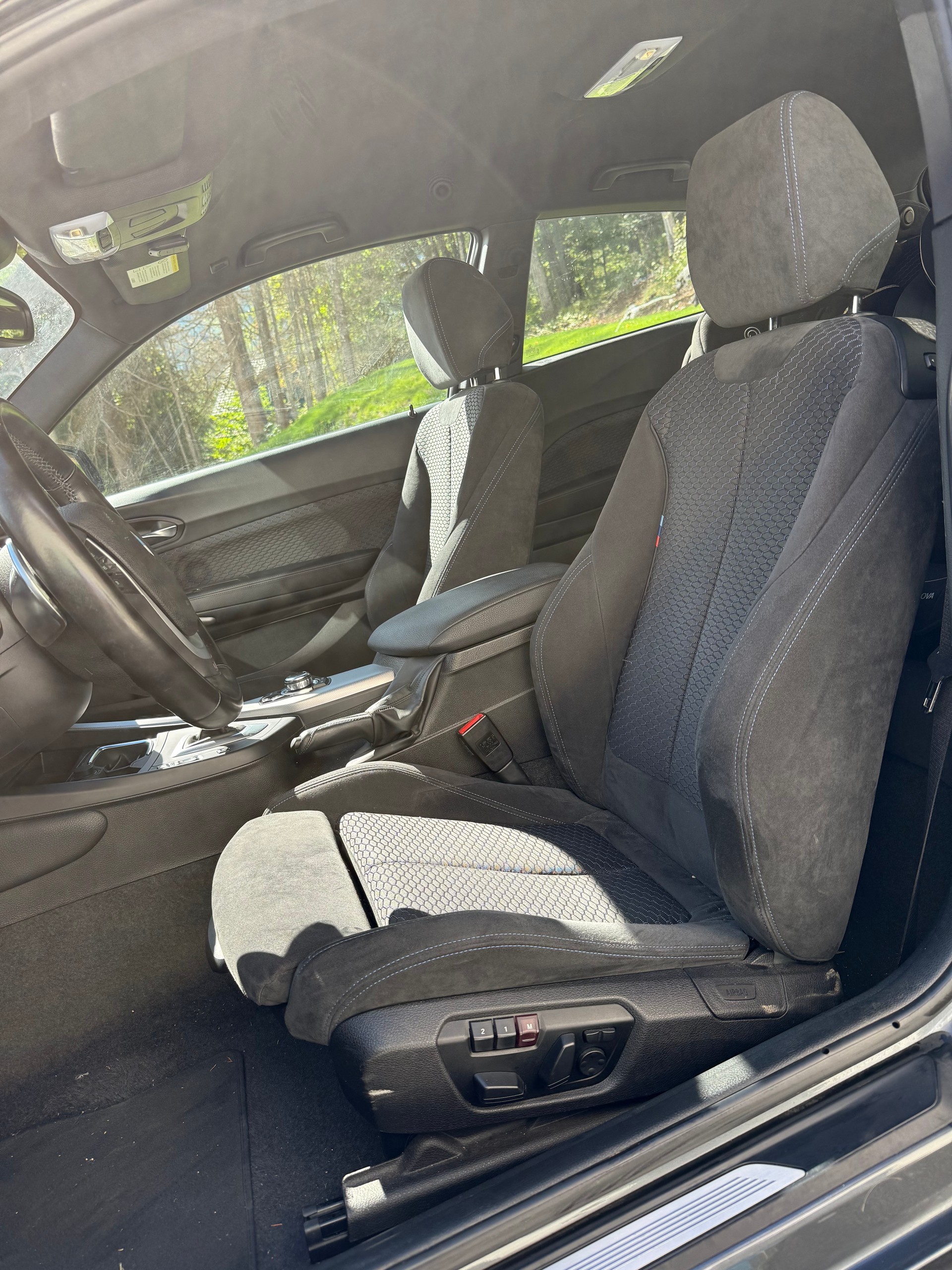 BMW M135i xDrive Steptronic-image-4