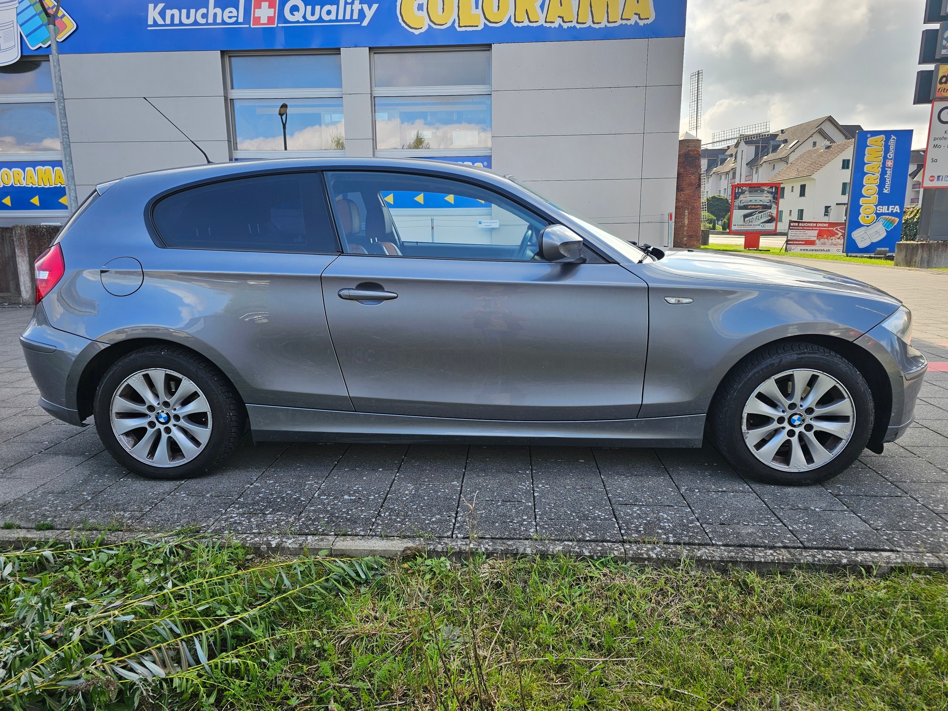 BMW 116i Dynamic Edition-image-3
