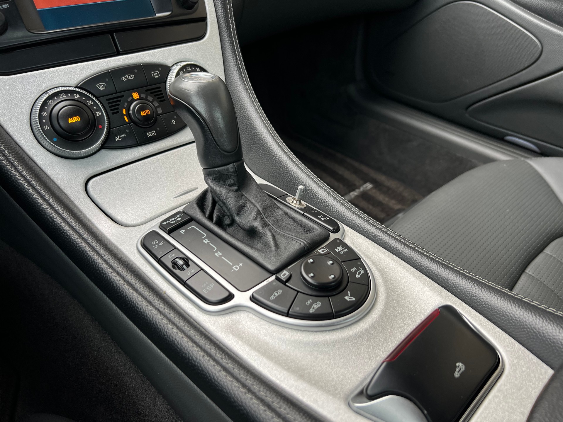 MERCEDES-BENZ SL 55 AMG Automatic (CH)-image-17