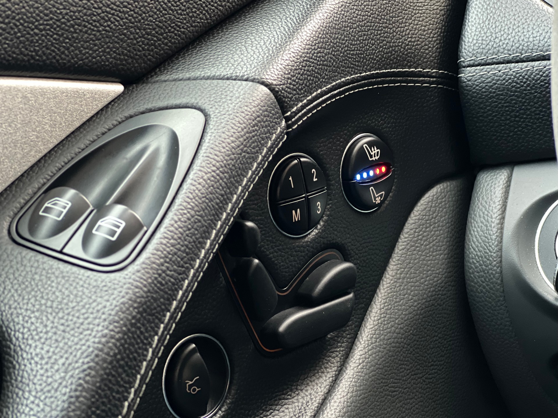 MERCEDES-BENZ SL 55 AMG Automatic (CH)-image-23