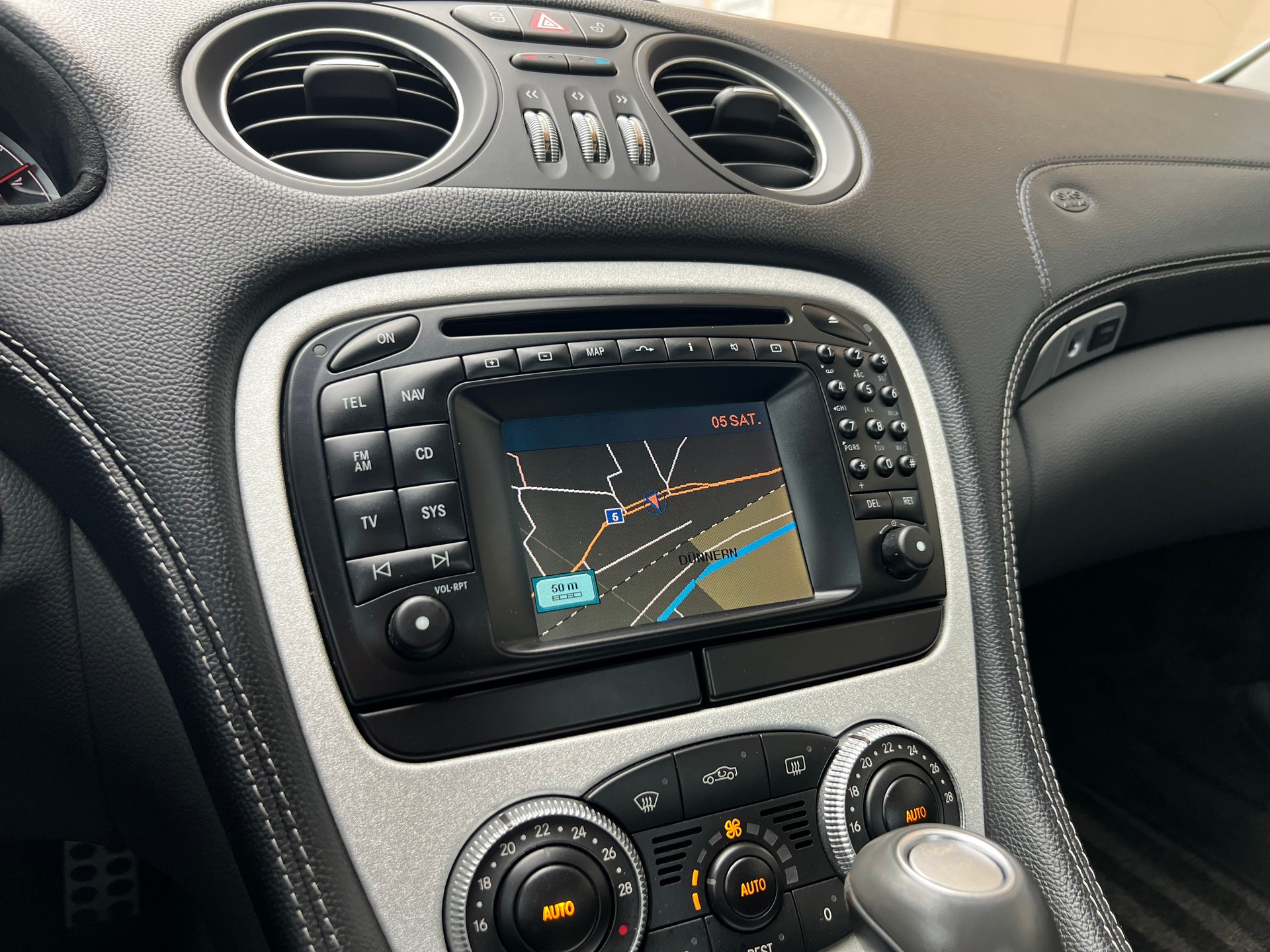 MERCEDES-BENZ SL 55 AMG Automatic (CH)-image-18