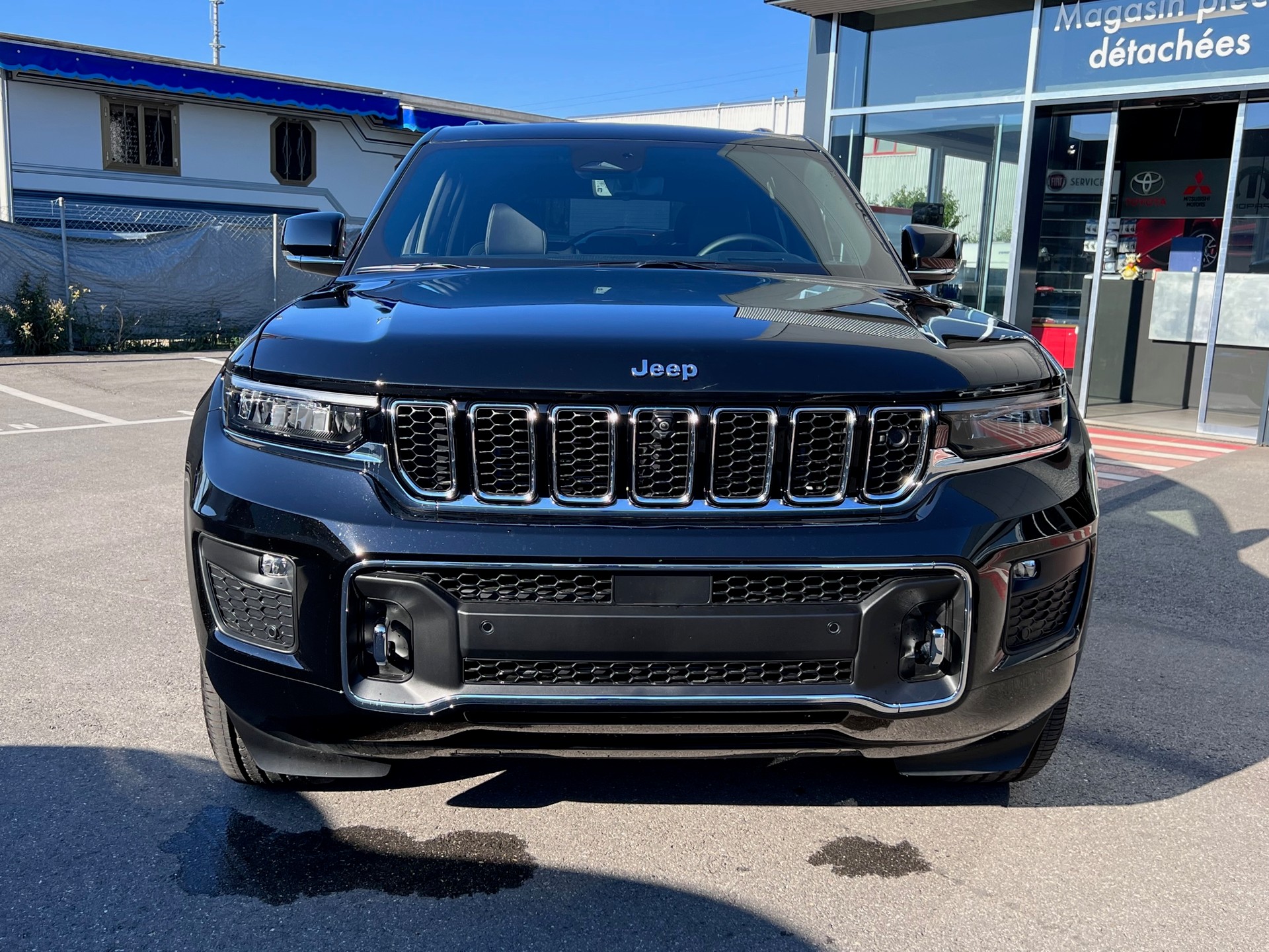 JEEP Grand Cherokee 5.7 364cv V8 Overla-image-1