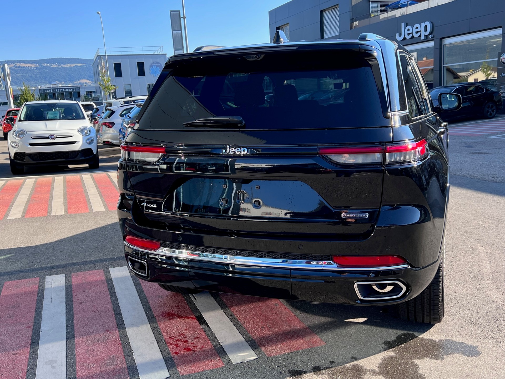 JEEP Grand Cherokee 5.7 364cv V8 Overla-image-4