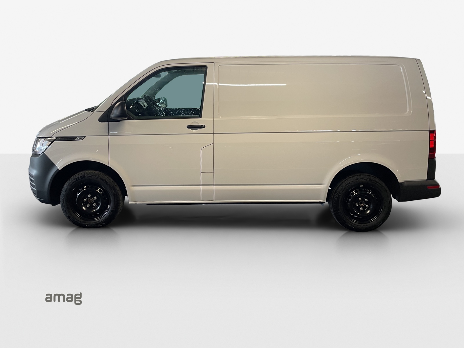 VW T6.1 2.0 TDI Entry-image-1