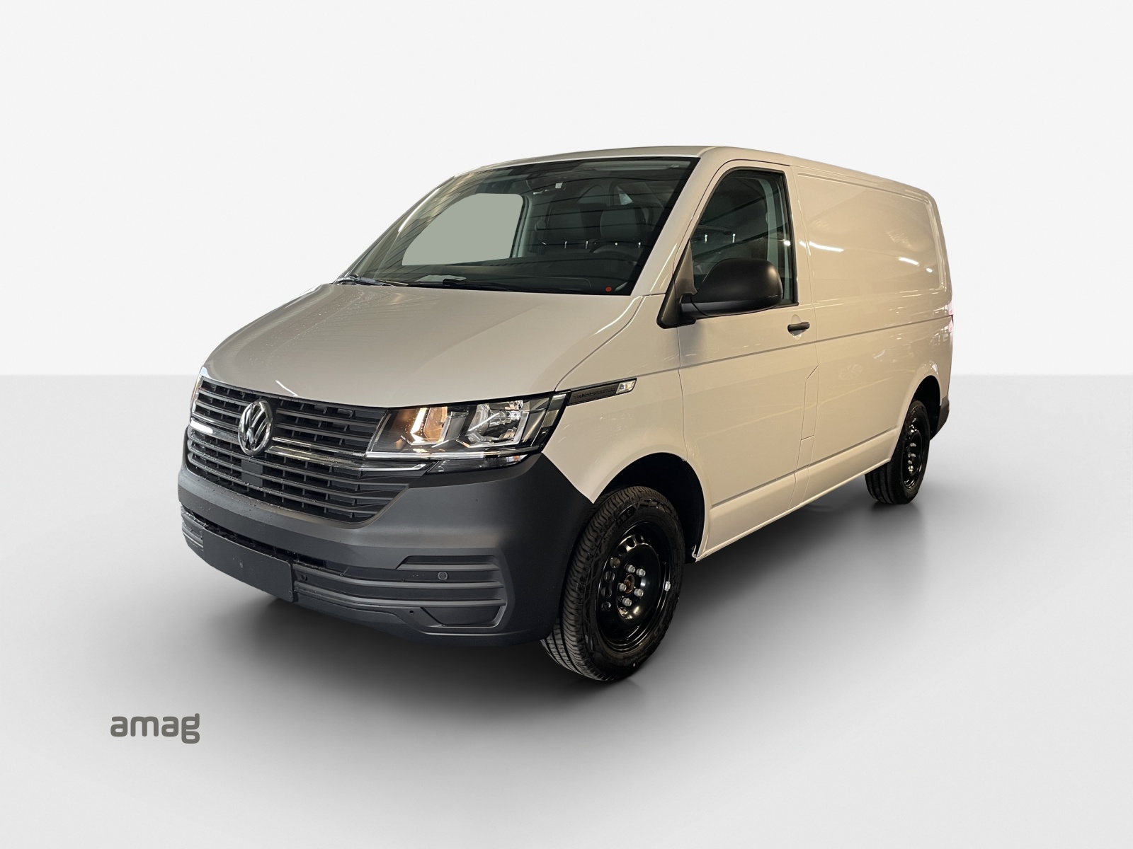 VW T6.1 2.0 TDI Entry-image-0