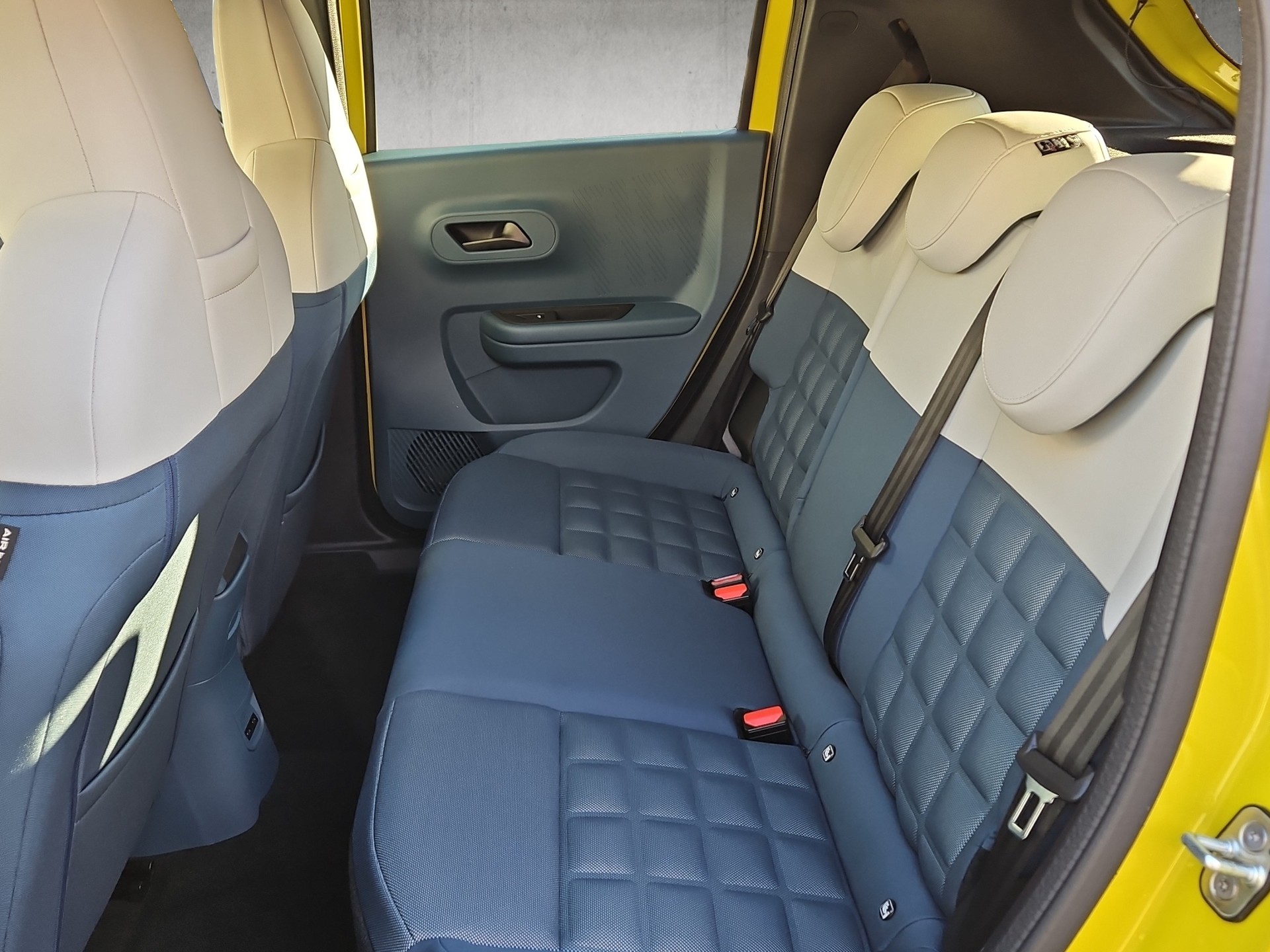 FIAT Grande Panda Elektro La Prima-image-10