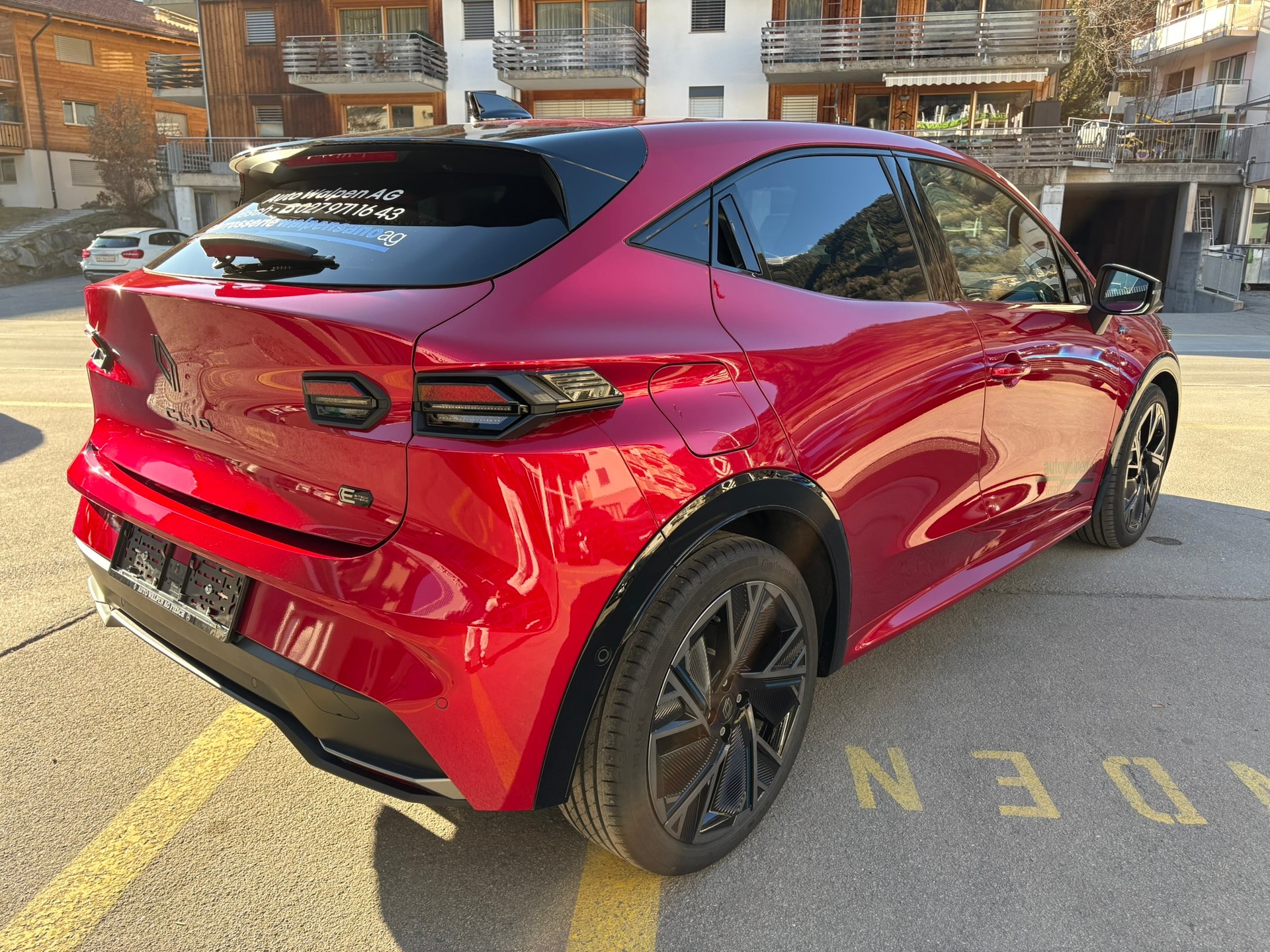 RENAULT Clio 1.8 E-Tech Esprit Alpine-image-2