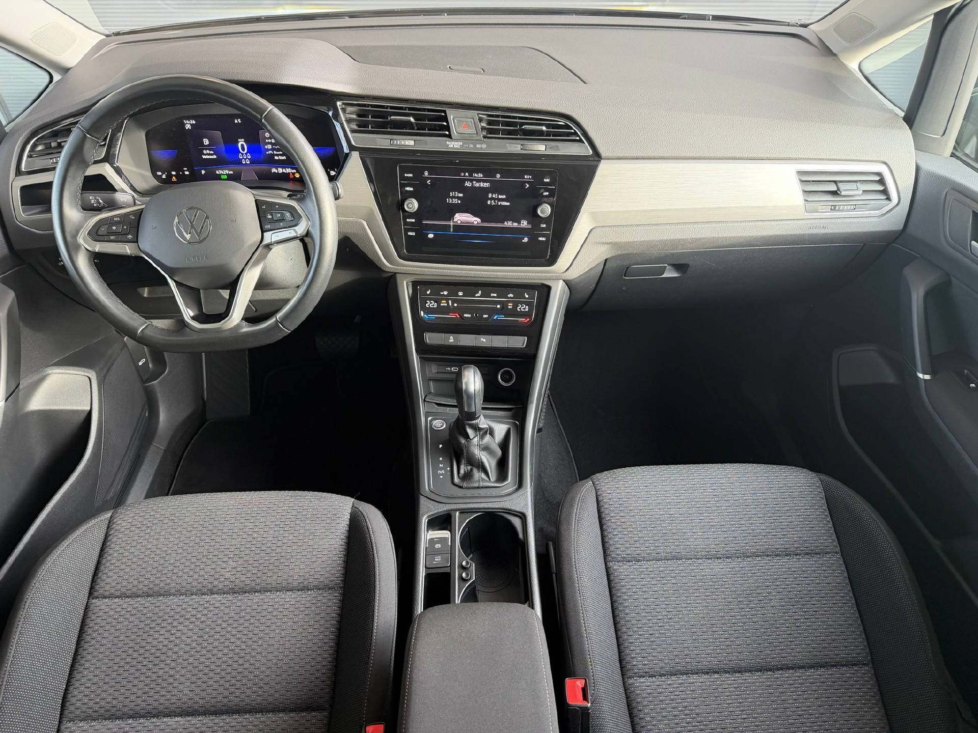 VW Touran 2.0 TDI SCR Comfortline DSG-image-5