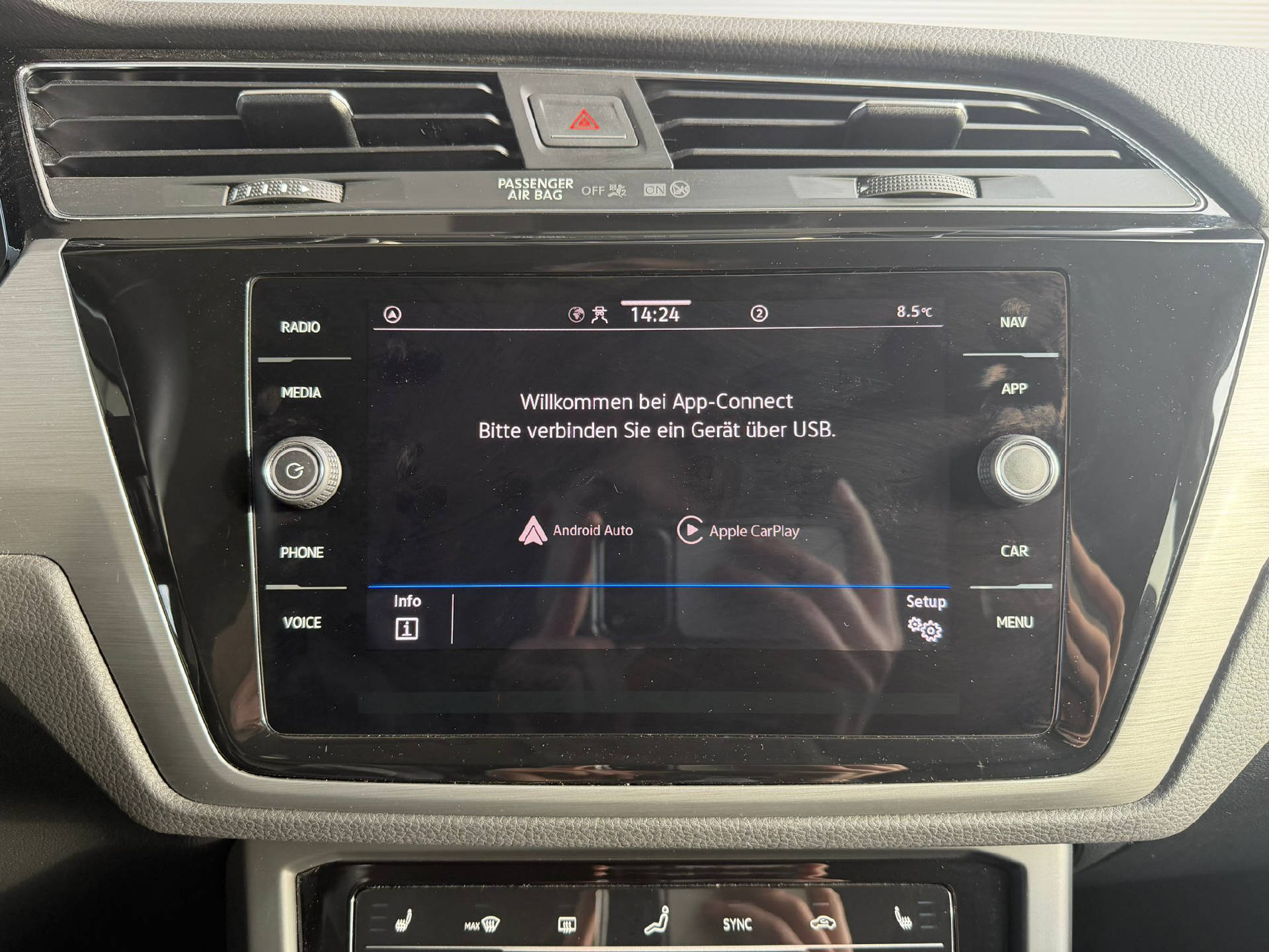VW Touran 2.0 TDI SCR Comfortline DSG-image-11