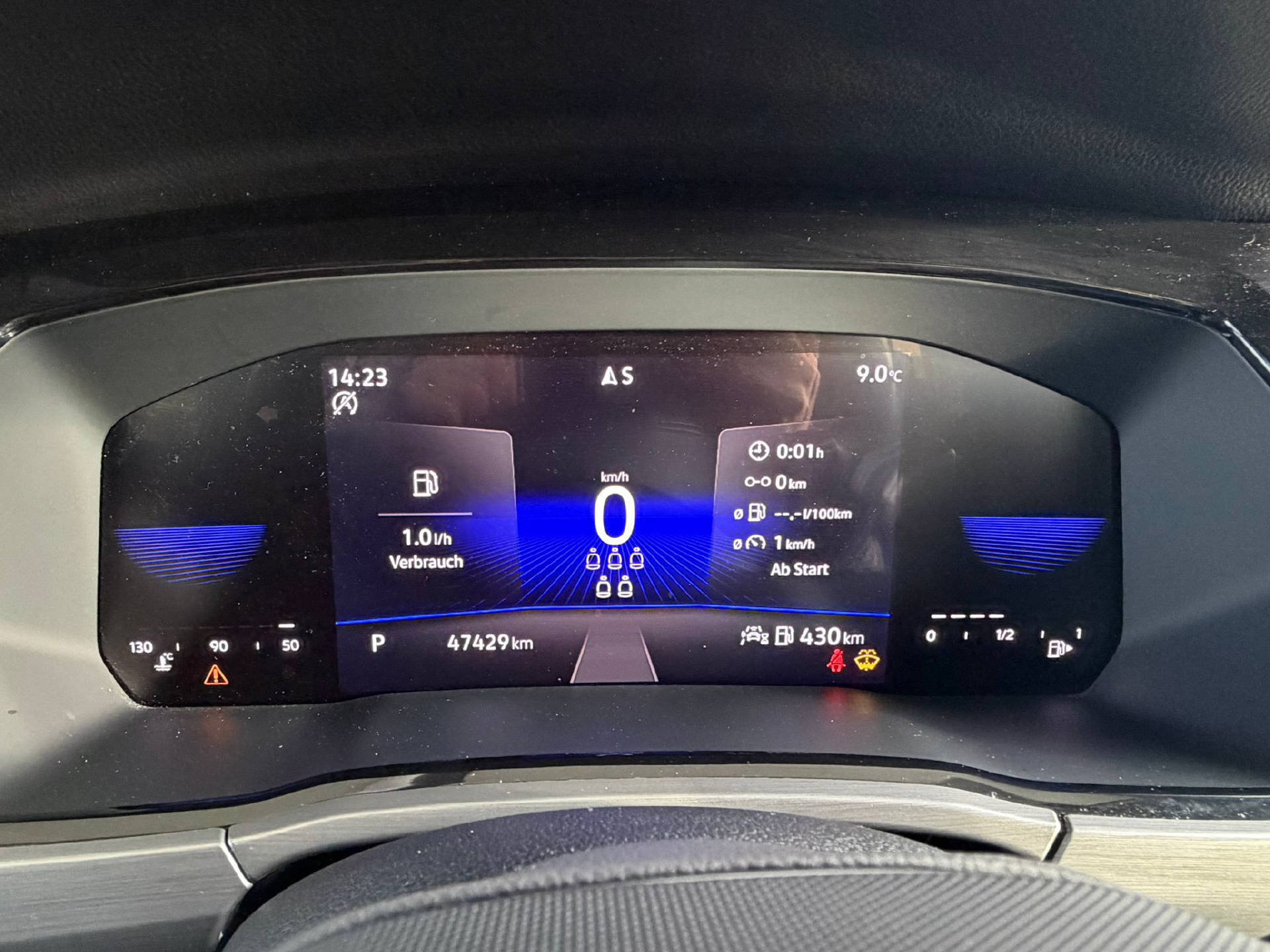 VW Touran 2.0 TDI SCR Comfortline DSG-image-7