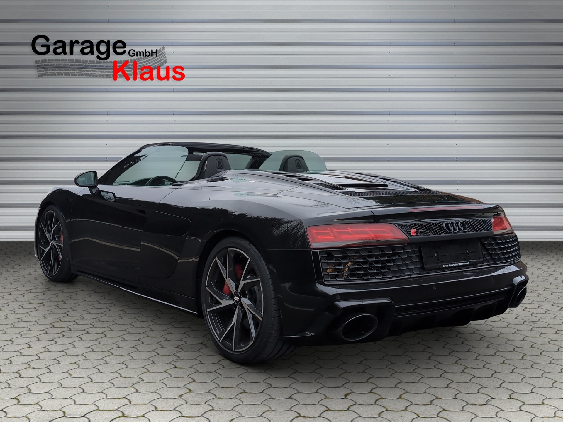 AUDI R8 Spyder RWD S-Tronic-image-3