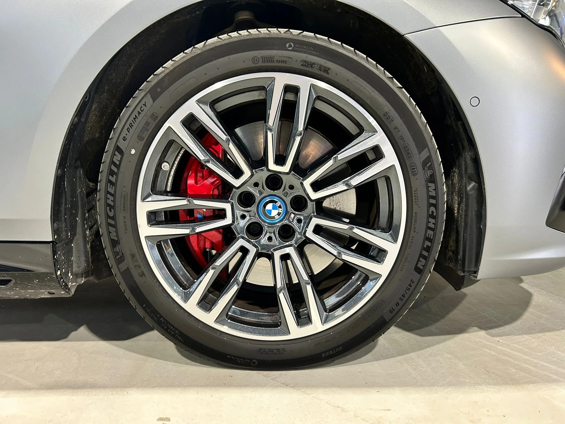 BMW 550e xDrive M-SPORT CH FAHRZEUG-image-21