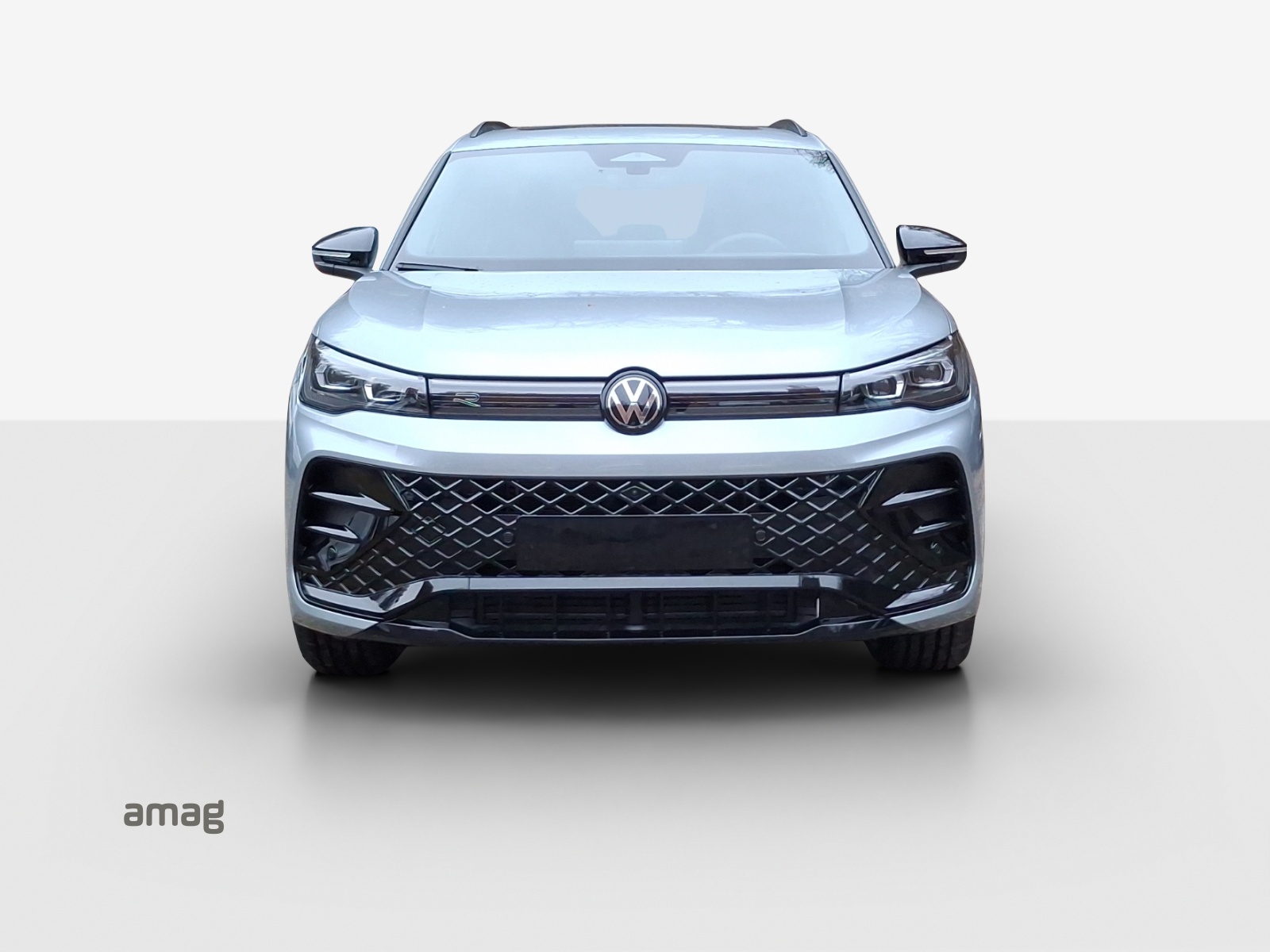 VW Tiguan 2.0 TSI DSG R-Line 4Motion-image-6