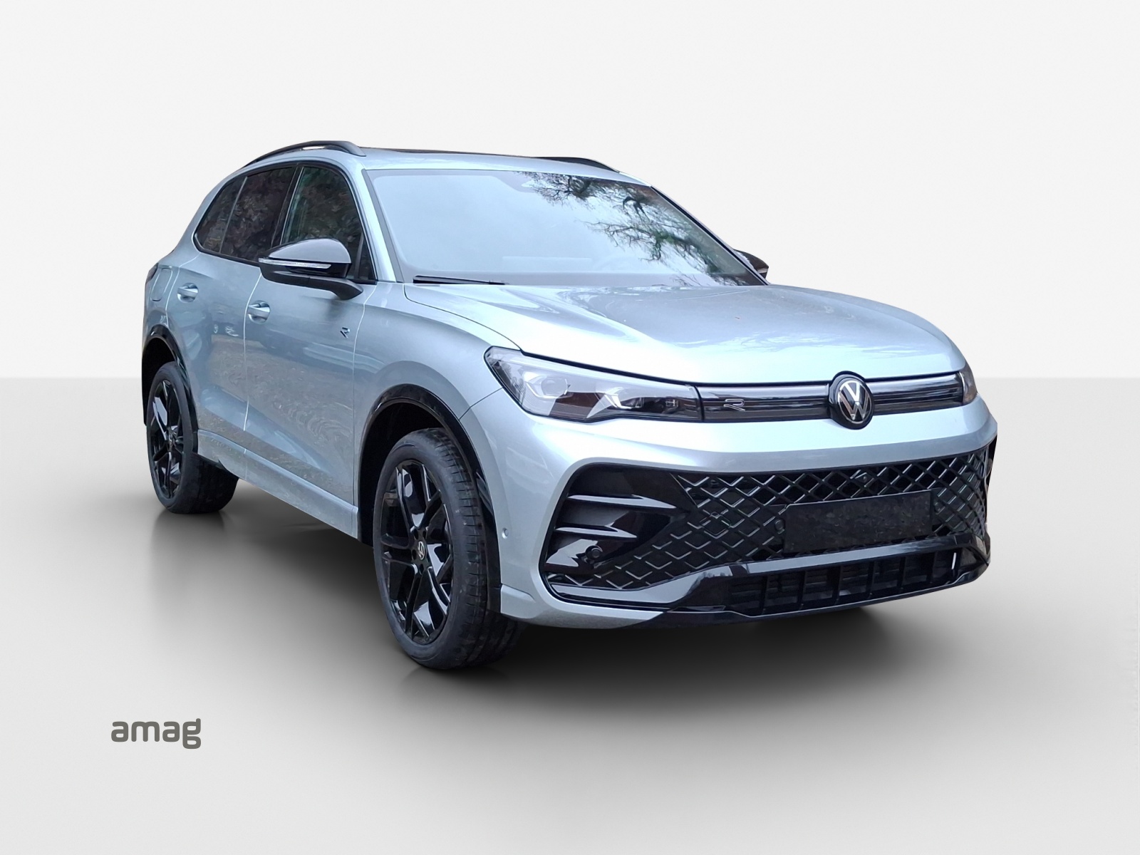 VW Tiguan 2.0 TSI DSG R-Line 4Motion-image-5