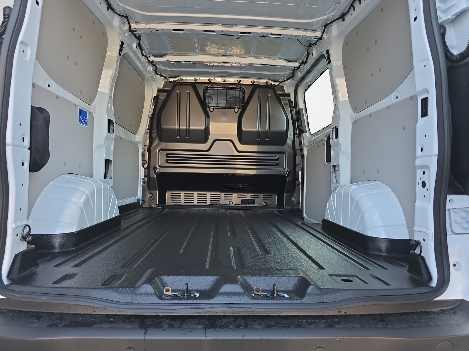 FORD Transit Custom Van 270 L1 2.0 TDCi 170 Trend-image-11