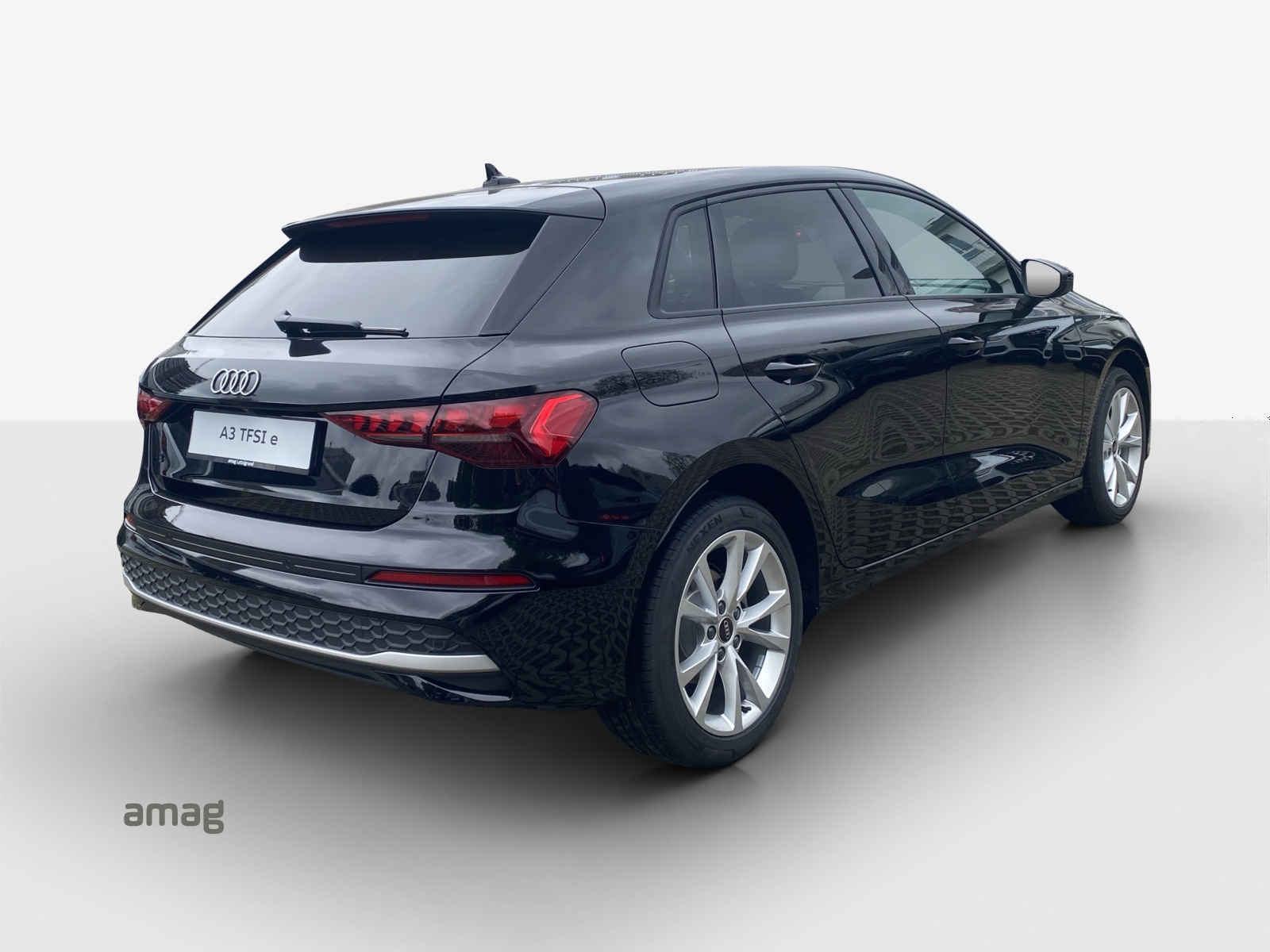 AUDI A3 Sportback TFSI e 150 kW Attraction S-tronic-image-4