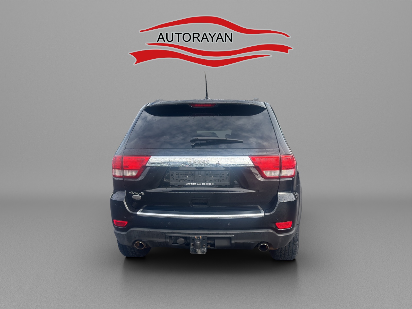 JEEP Grand Cherokee 5.7 HEMI Overland Automatic-image-3