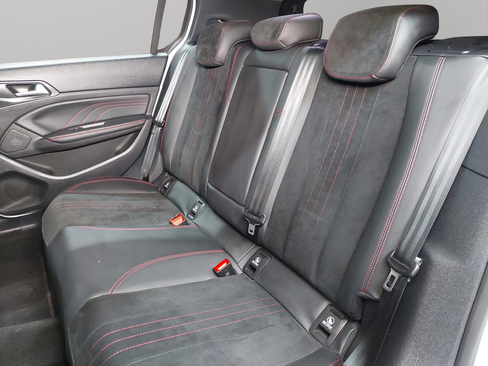 PEUGEOT 308 1.6 THP GT EAT-image-7