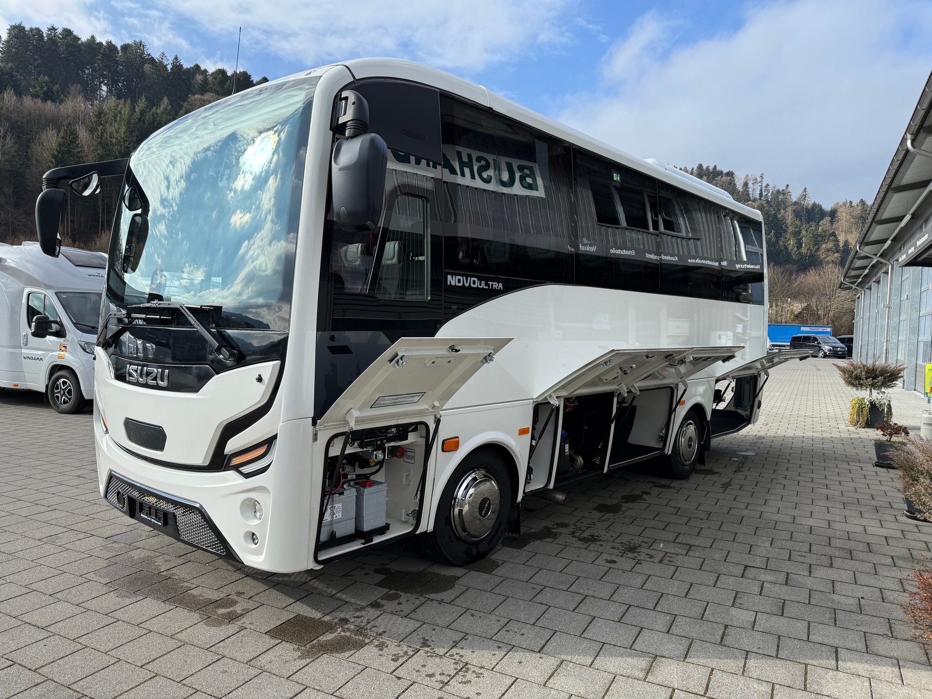 ISUZU AOS Novo Ultra Midibus-image-7