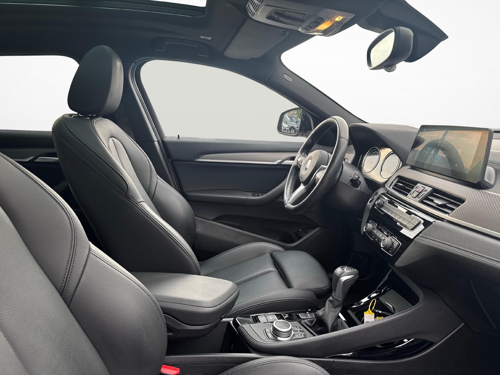 BMW X2 25e xDrive-image-18