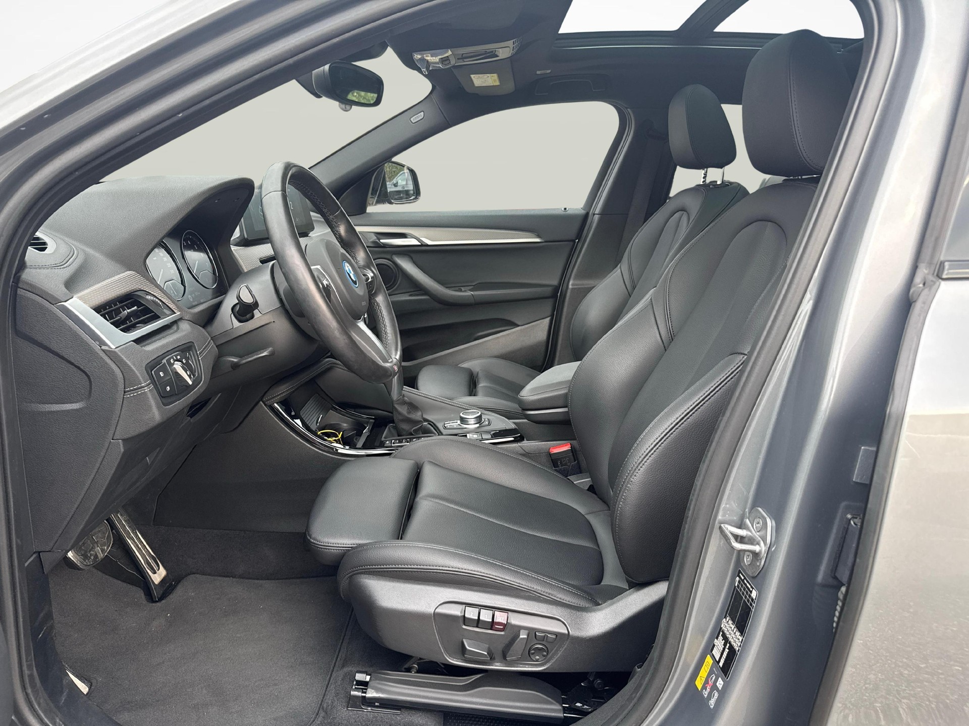 BMW X2 25e xDrive-image-11