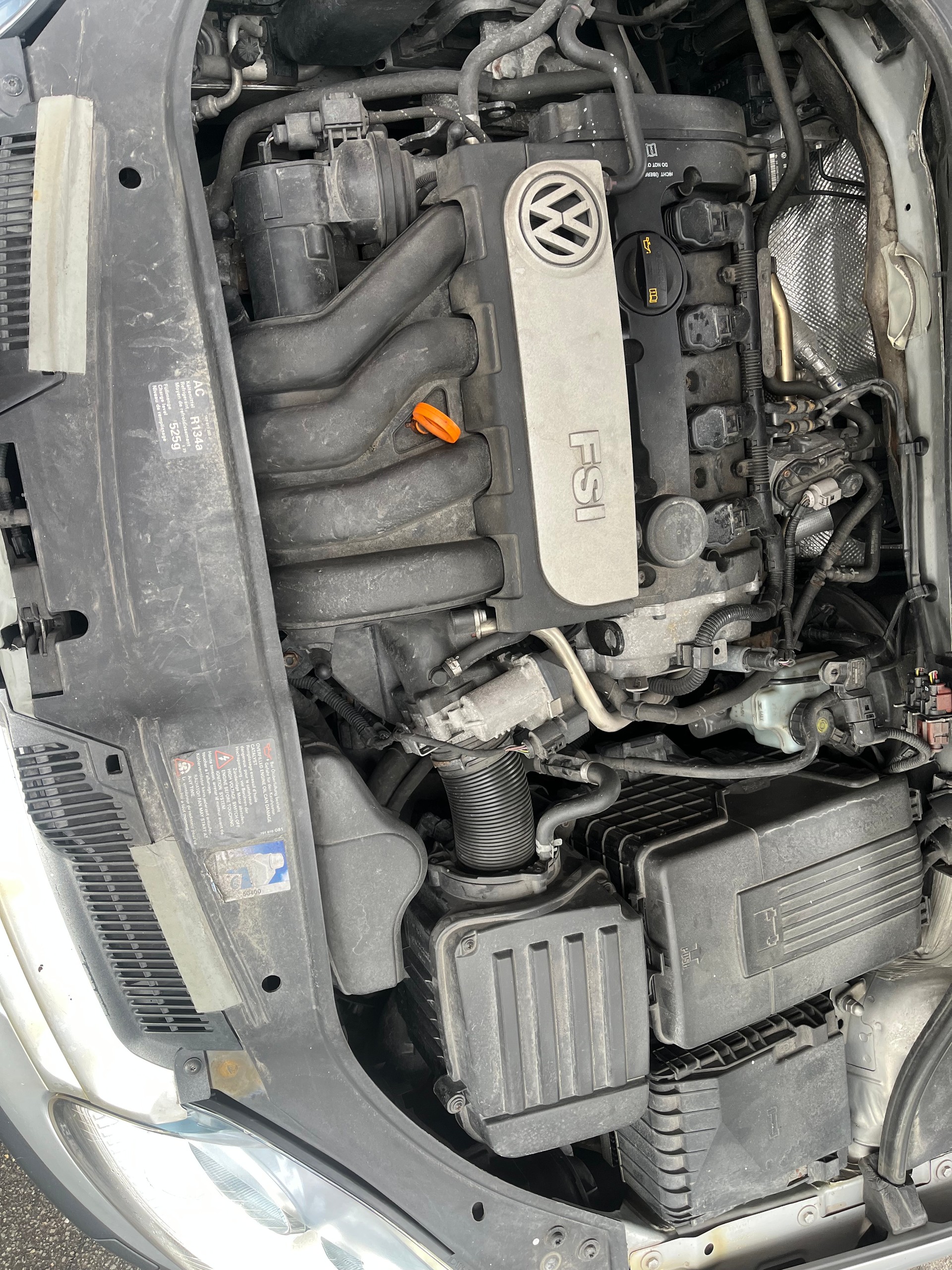 VW Golf 2.0 FSI Comfortline 4Motion-image-13