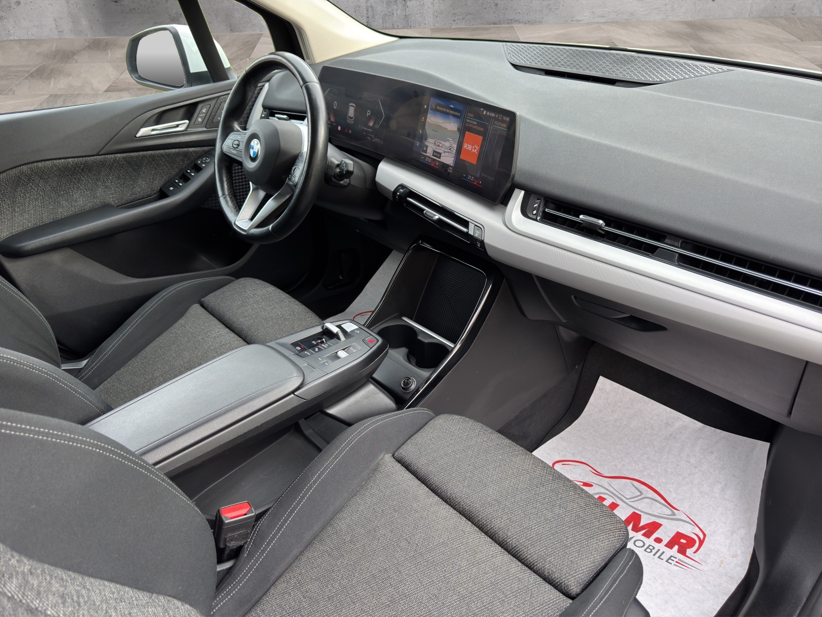 BMW 218d Active Tourer DKG-image-10