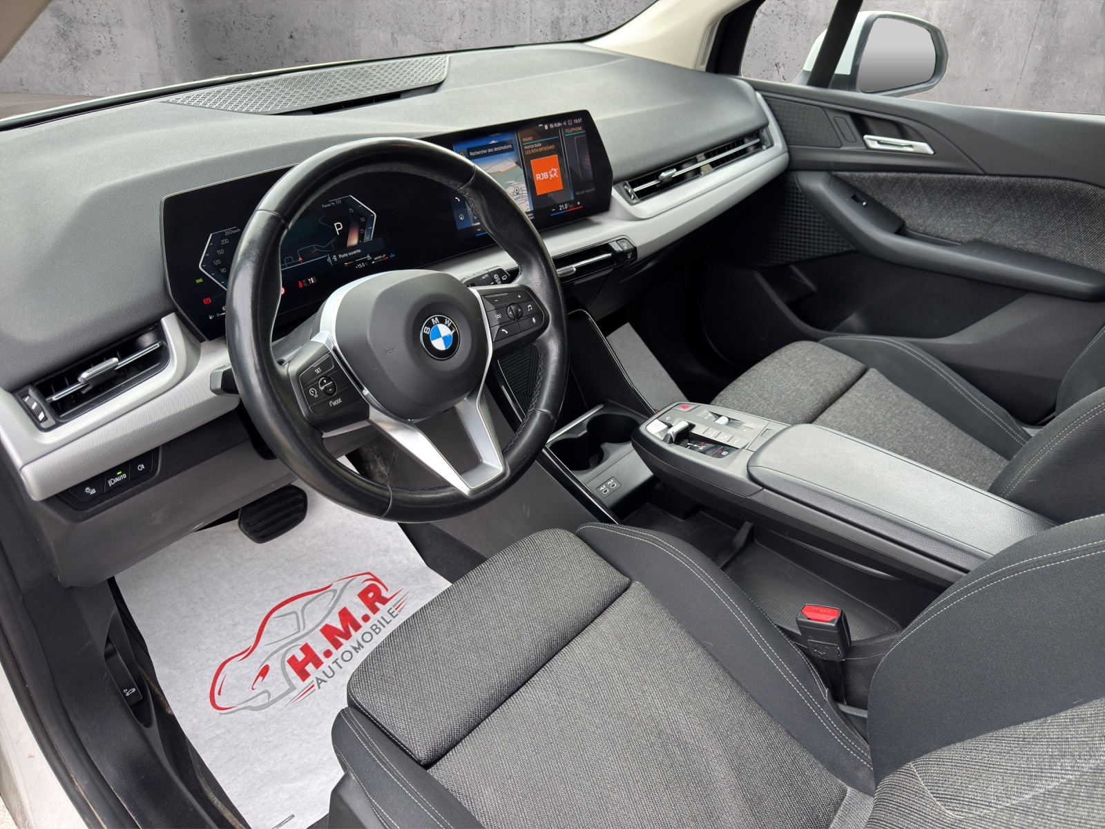 BMW 218d Active Tourer DKG-image-8