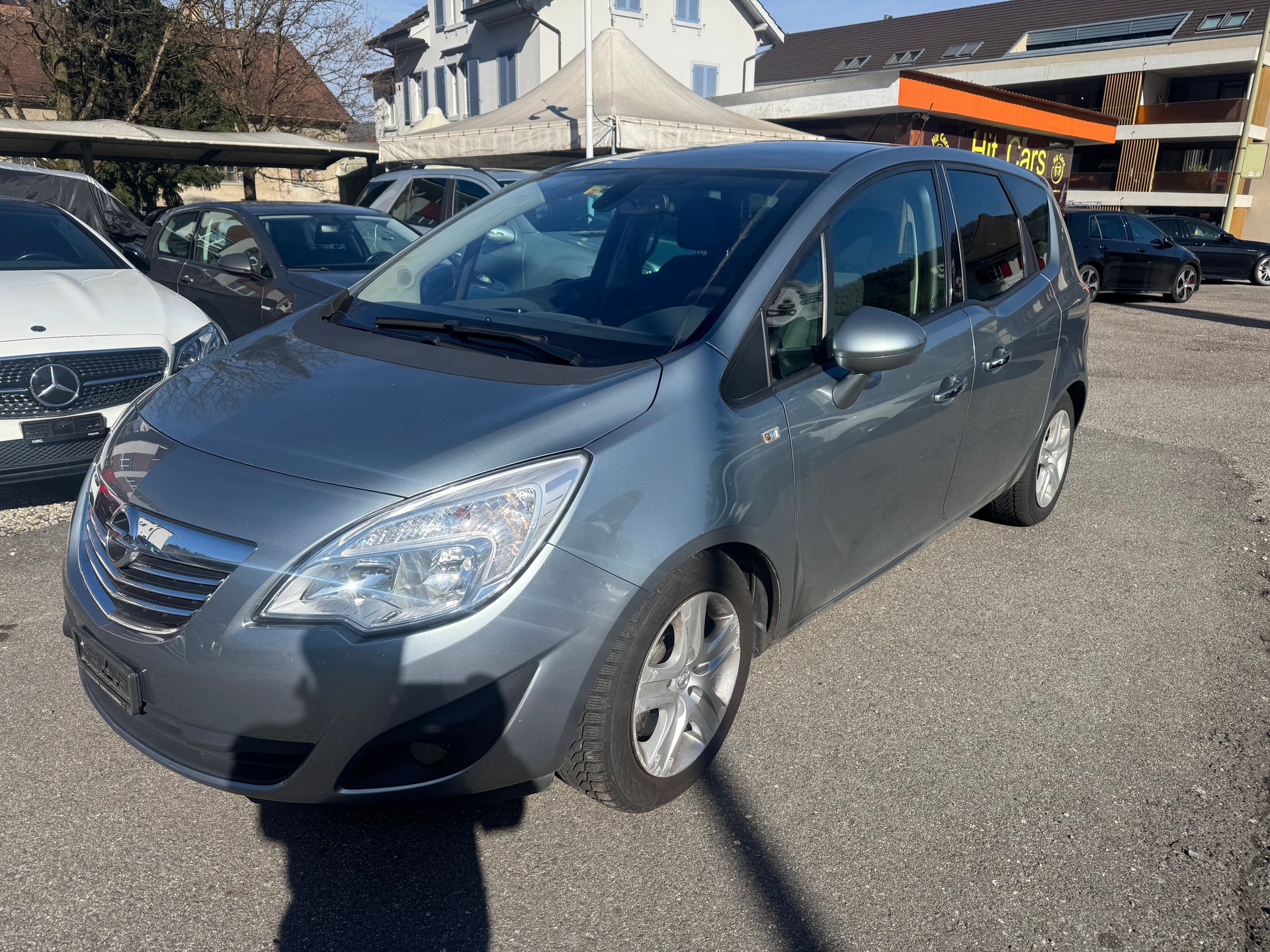 OPEL Meriva 1.7 CDTi Cosmo Automatic-image-1