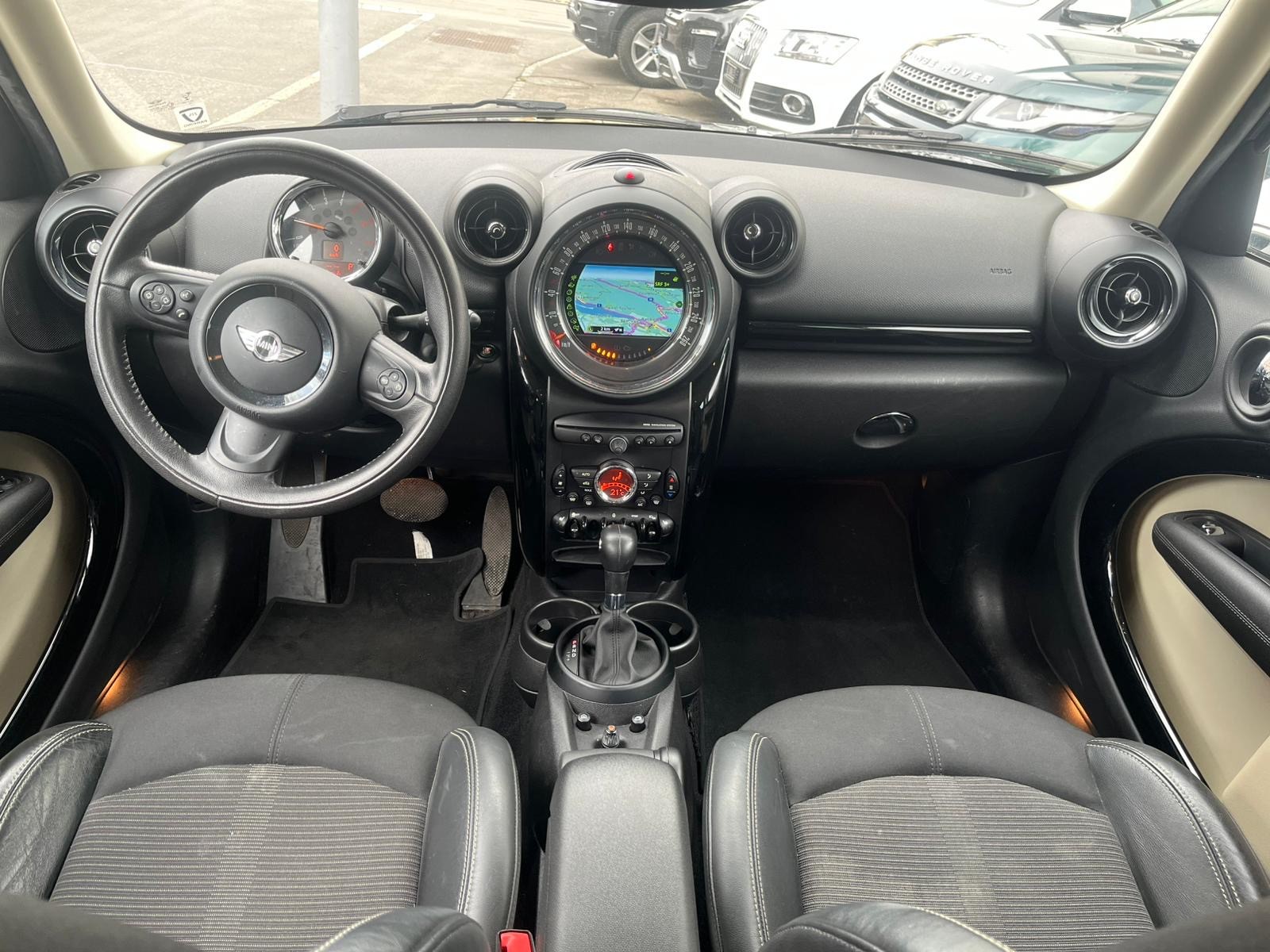 MINI Countryman Cooper D ALL4 Steptronic-image-8