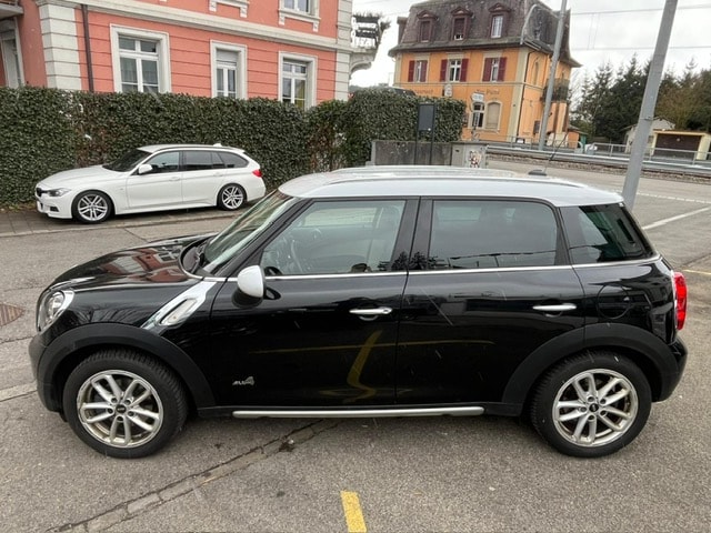 MINI Countryman Cooper D ALL4 Steptronic-showroom-element-2
