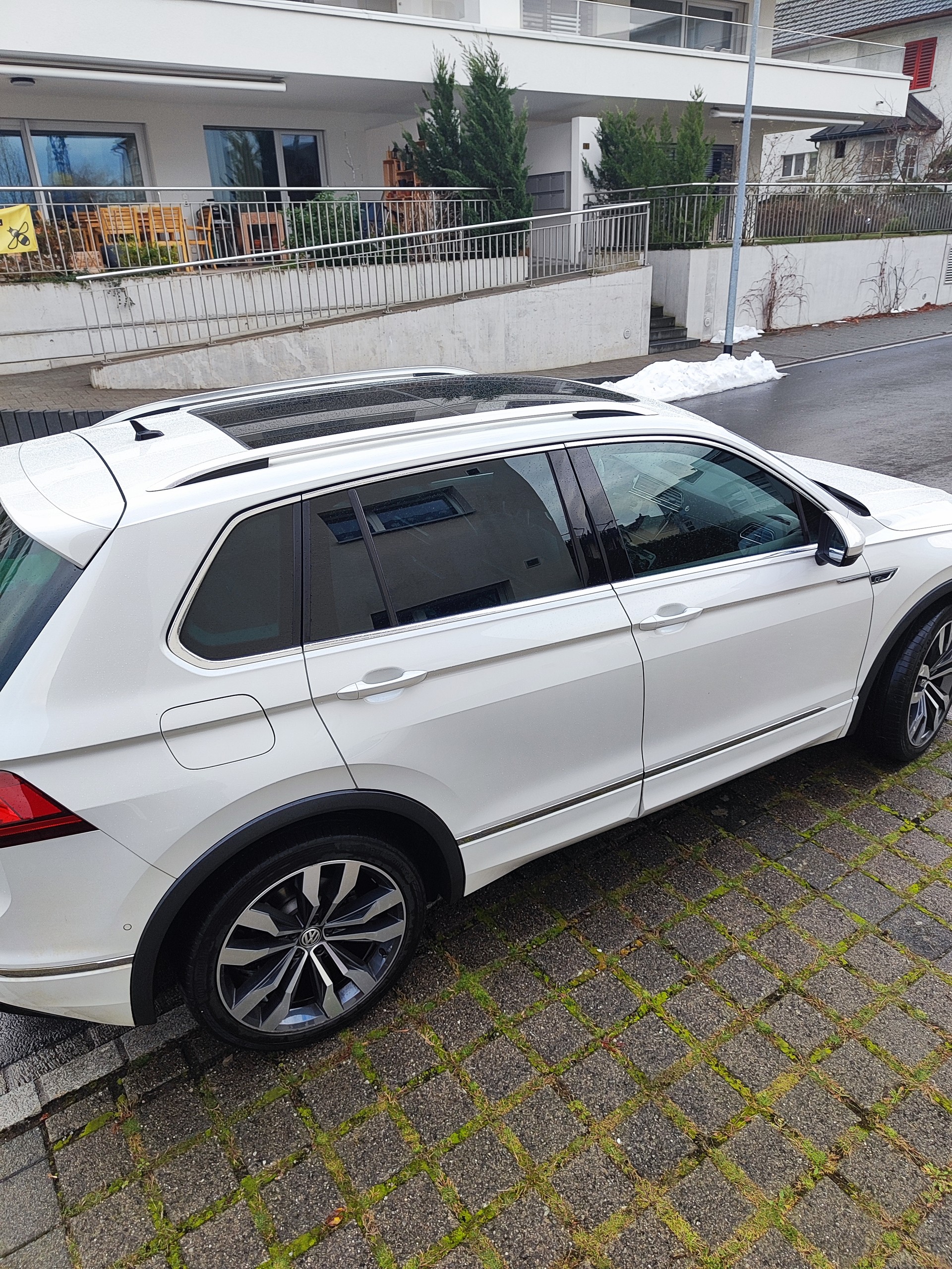 VW Tiguan 2.0TSI Highline 4Motion DSG-image-1
