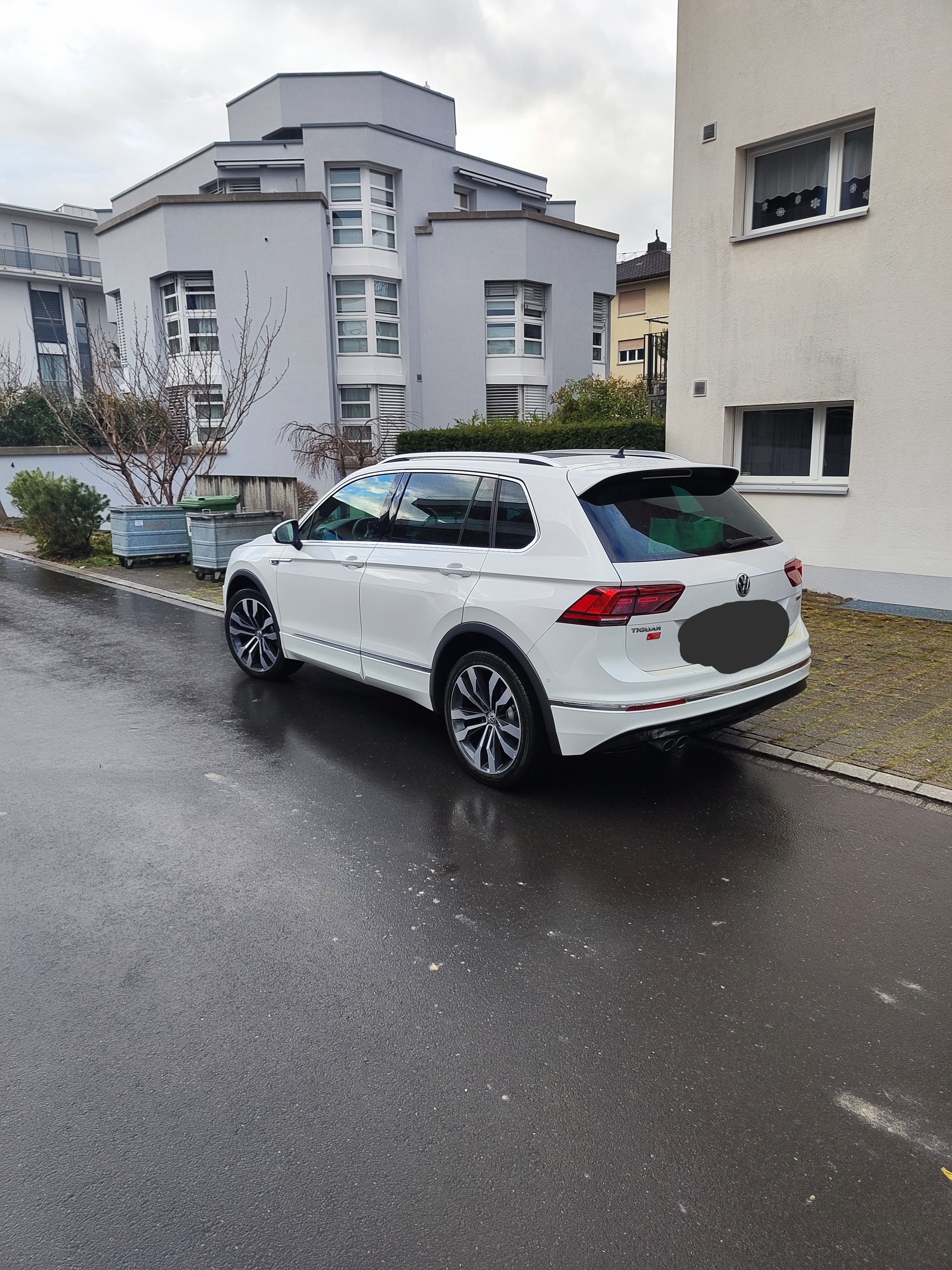 VW Tiguan 2.0TSI Highline 4Motion DSG-image-2
