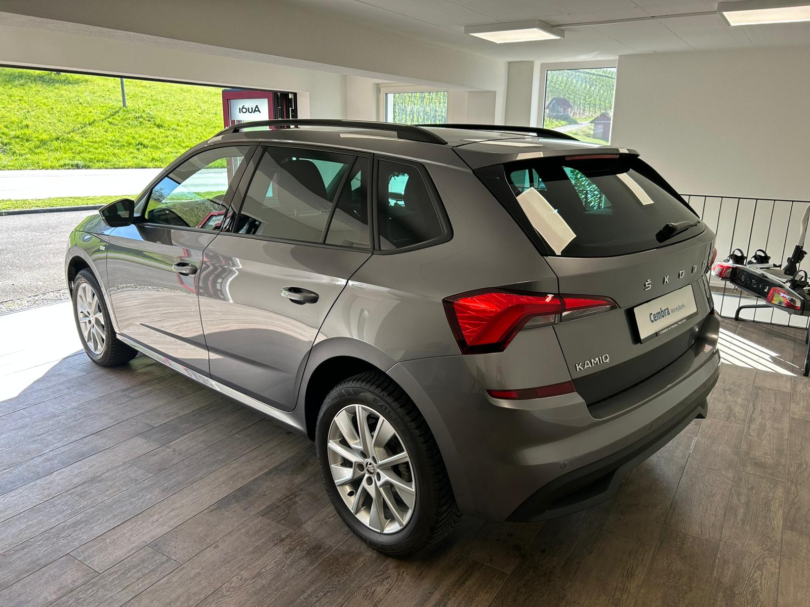 SKODA Kamiq 1.0 TSI Tour DSG-image-3
