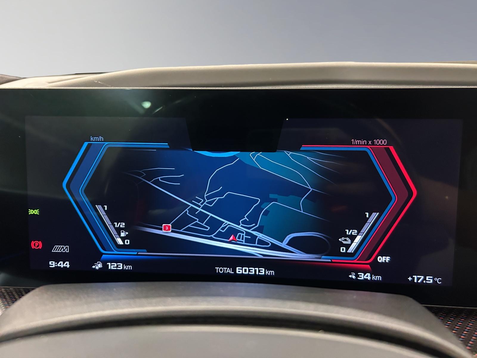 BMW XM Label Plug-in Hybrid-image-16