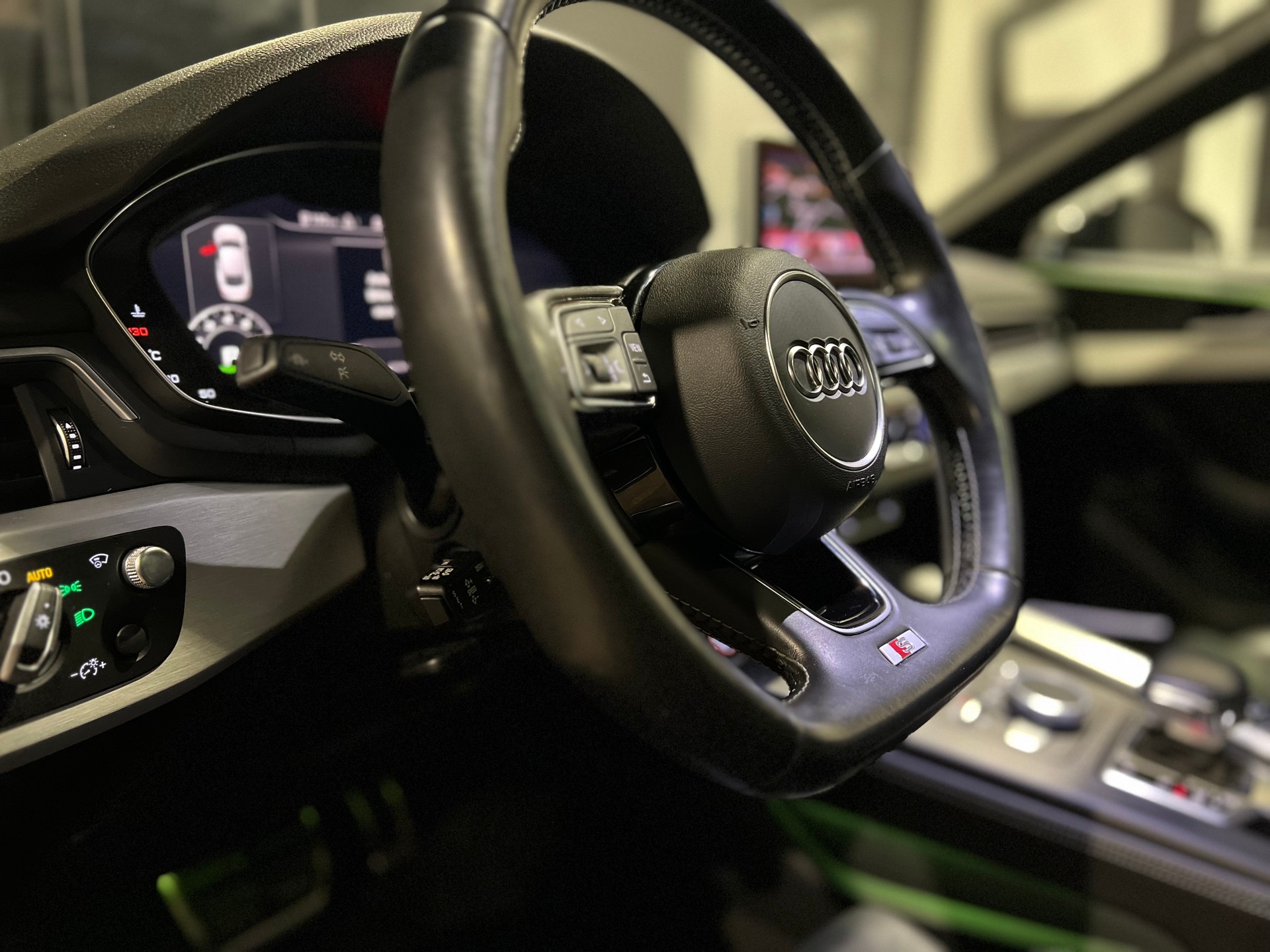 AUDI S5 Sportback 3.0 TFSI quattro tiptronic-image-18