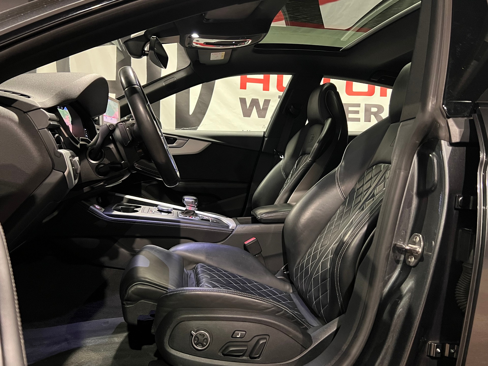 AUDI S5 Sportback 3.0 TFSI quattro tiptronic-image-10