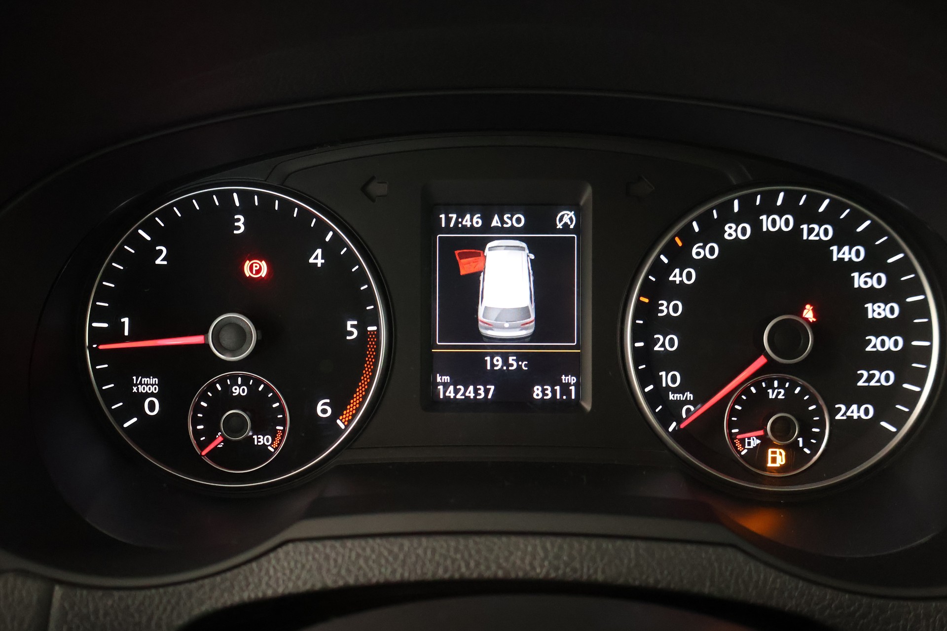 VW Sharan 2.0 TDI BMT Highline DSG-image-27