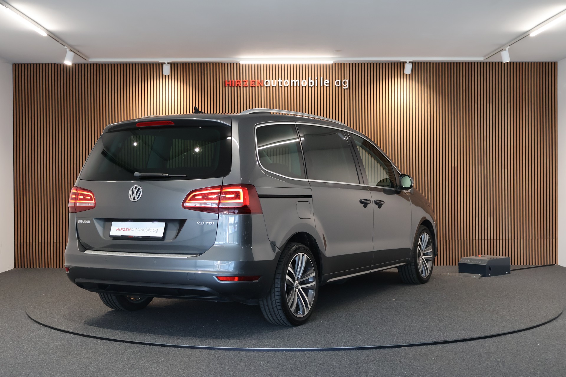 VW Sharan 2.0 TDI BMT Highline DSG-image-4