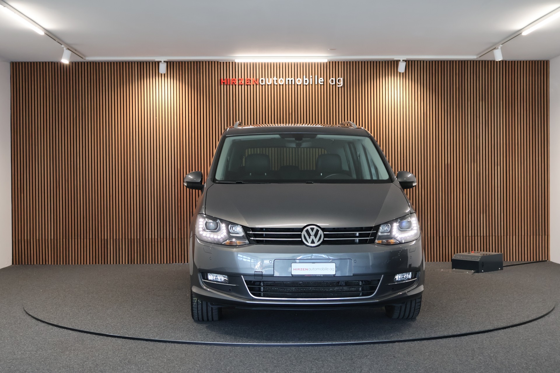 VW Sharan 2.0 TDI BMT Highline DSG-image-7
