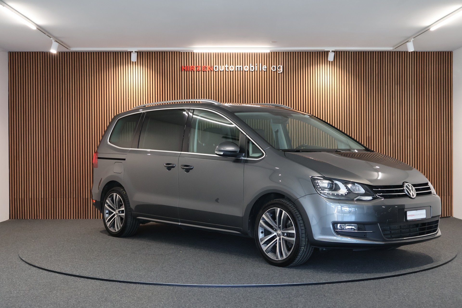 VW Sharan 2.0 TDI BMT Highline DSG-image-6